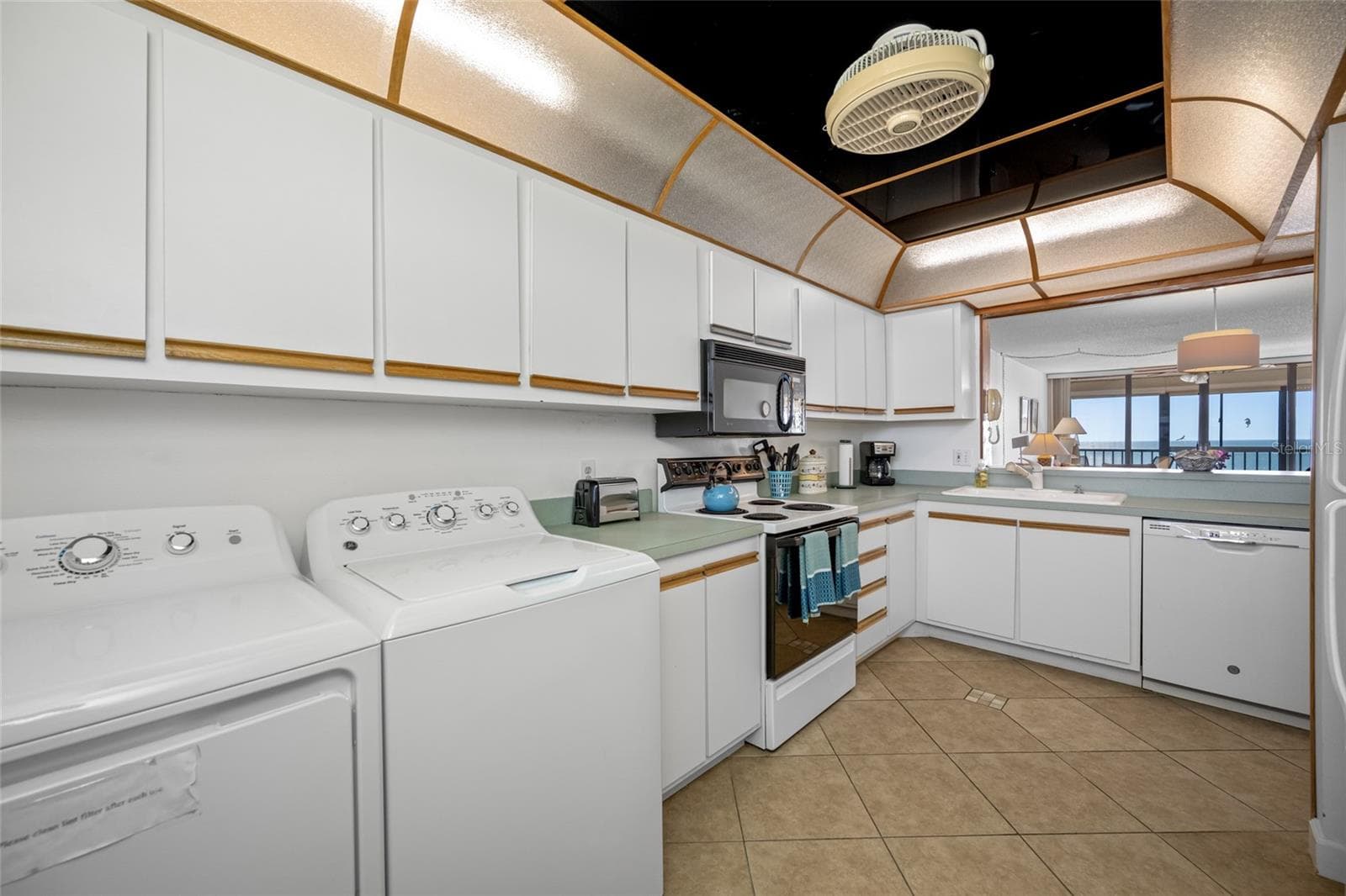Condominium at 15462 GULF BLVD #603, MADEIRA BEACH, photo 13 of 54