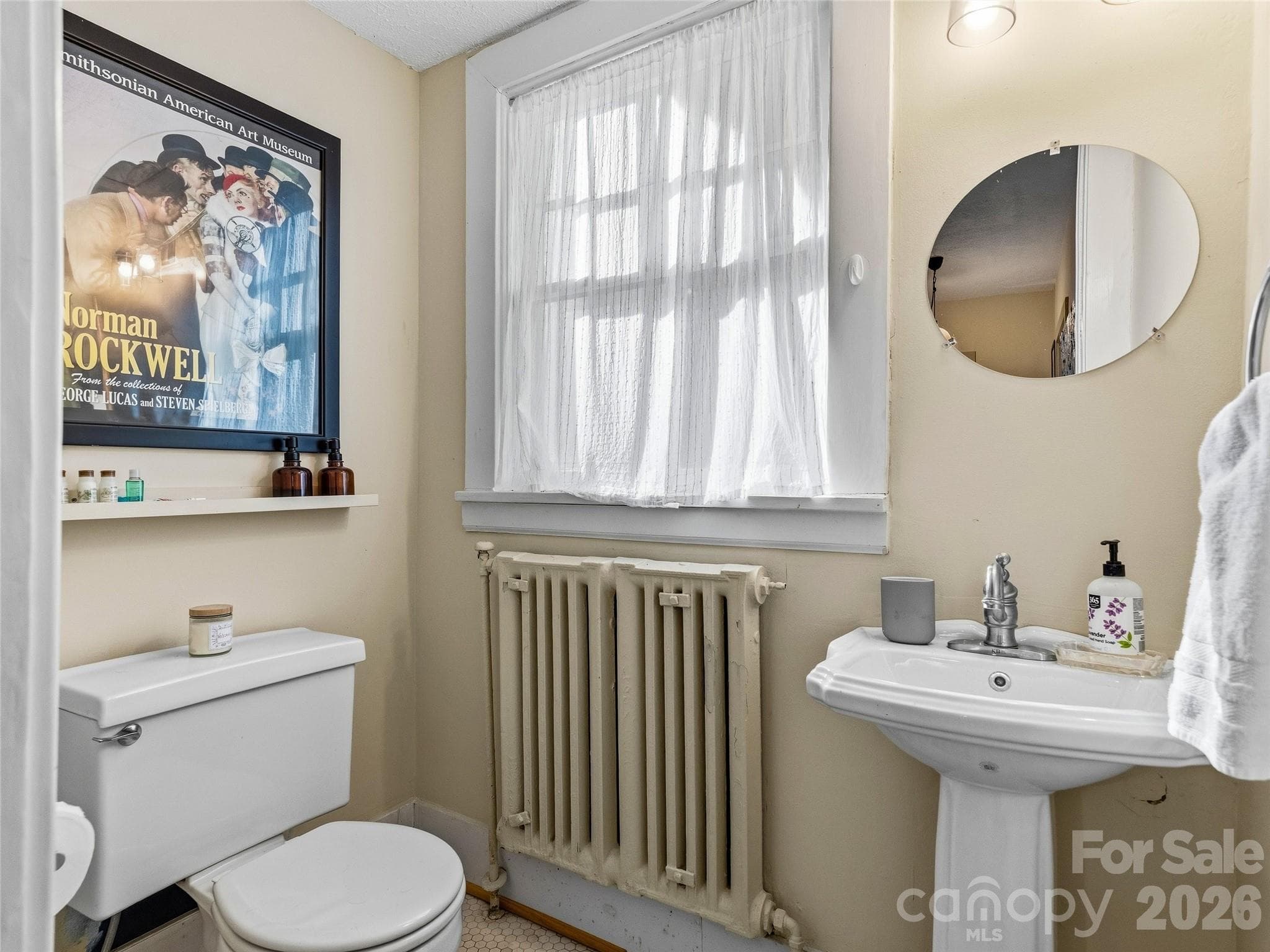Half Bath - 4 Duke Street, Asheville