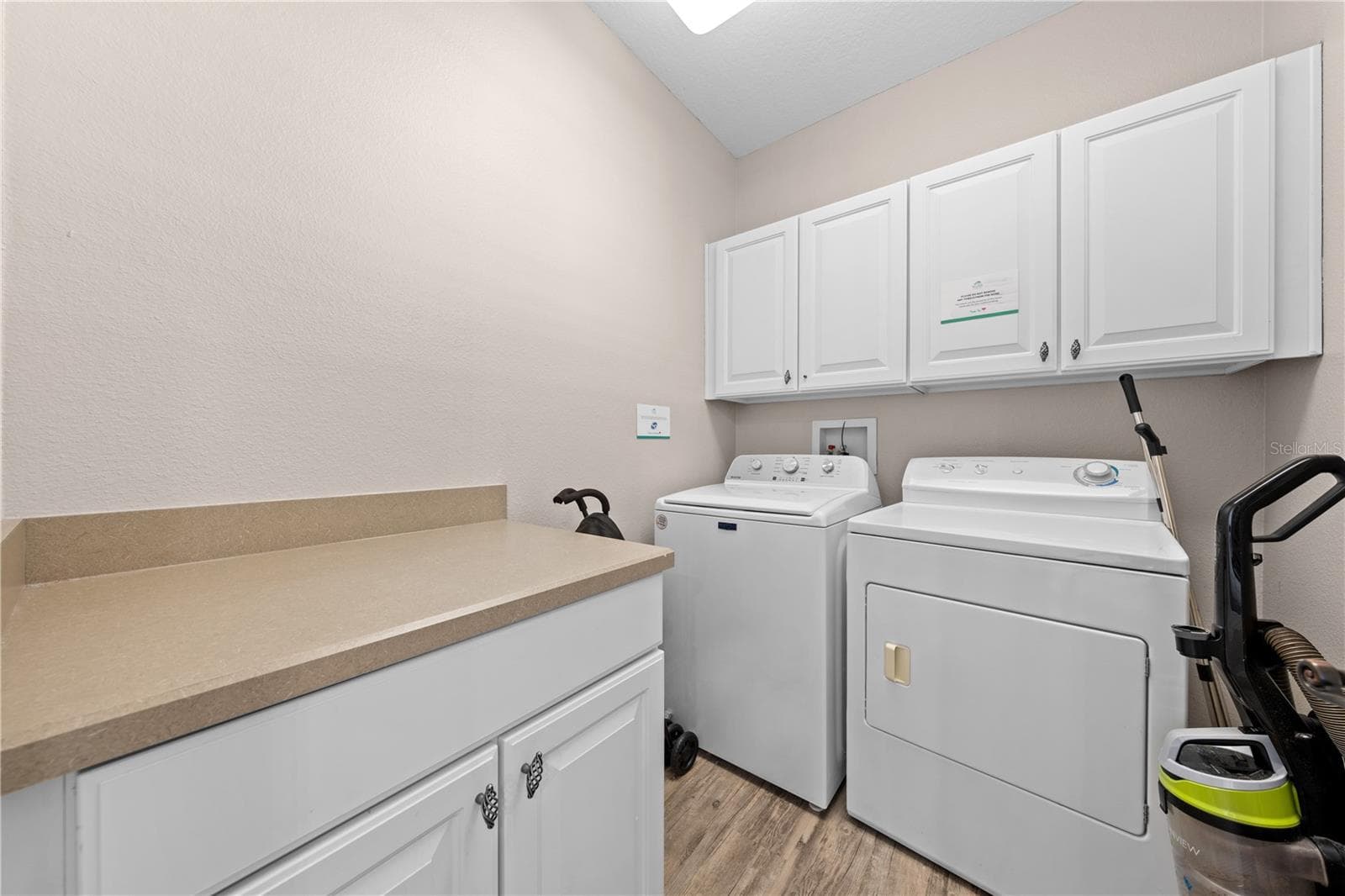 Laundry room - 785 GOLDEN BEAR DR, REUNION