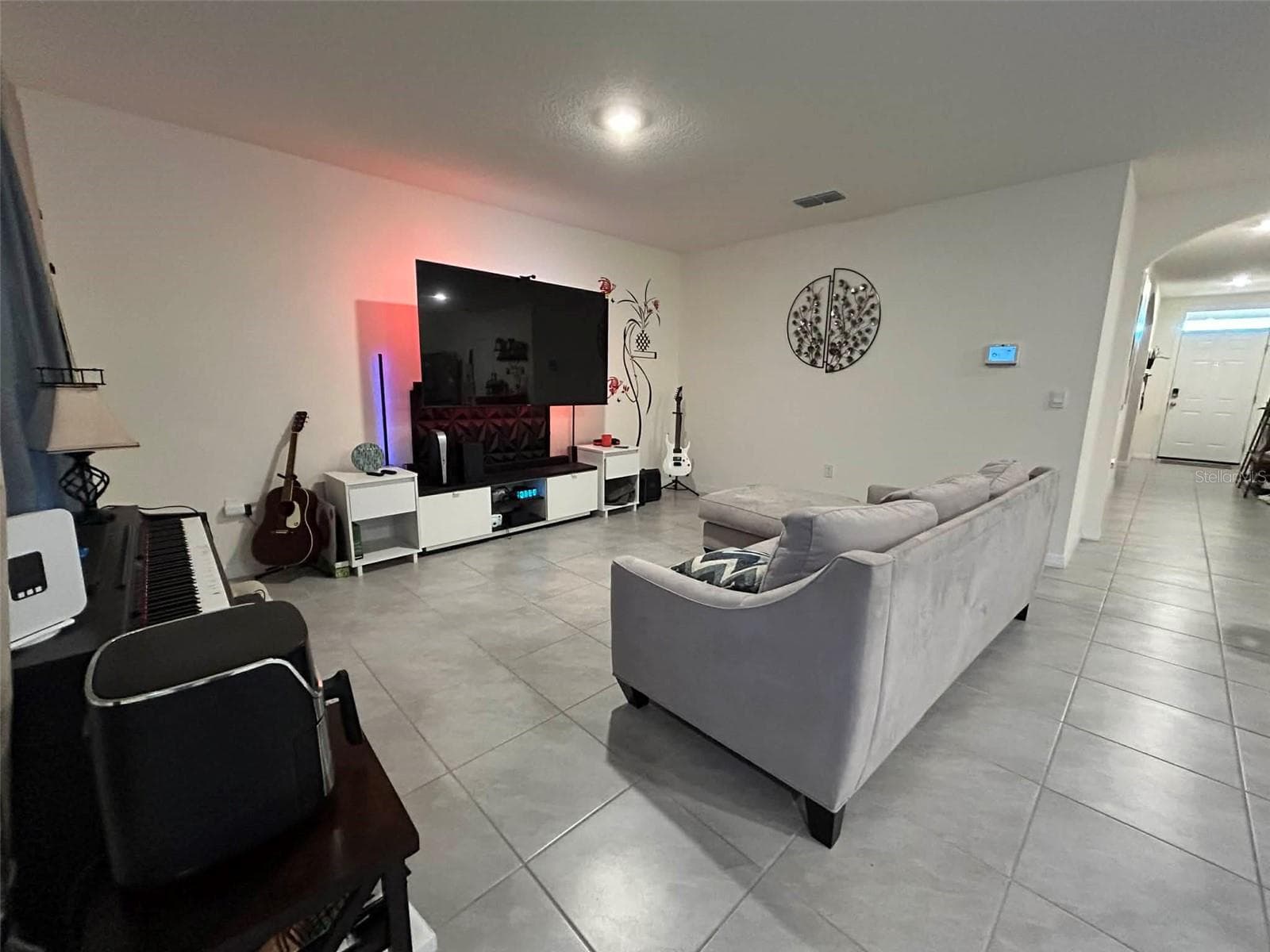 Single Family Residence at 2612 HARMONIA HAMMOCK RD, HARMONY, photo 2 of 17