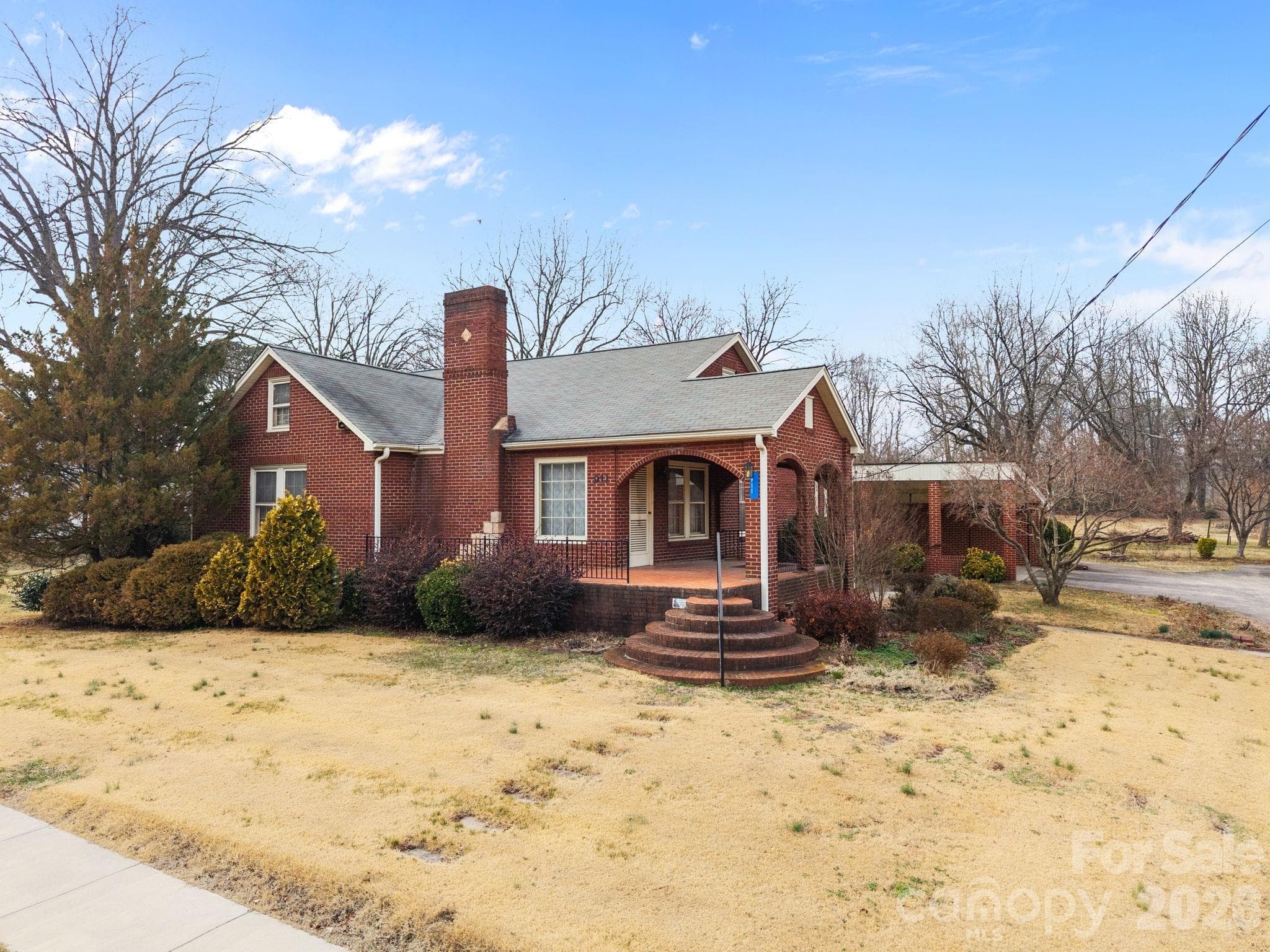 Single Family Residence at 911 N Long ES Street, Salisbury, photo 2 of 48