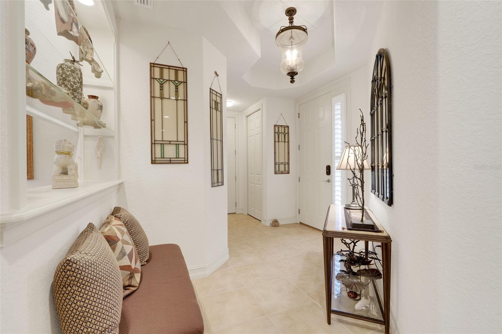 Foyer with access to garage - 26206 AVENIDA LAS COLINAS #4A, HOWEY IN THE HILLS