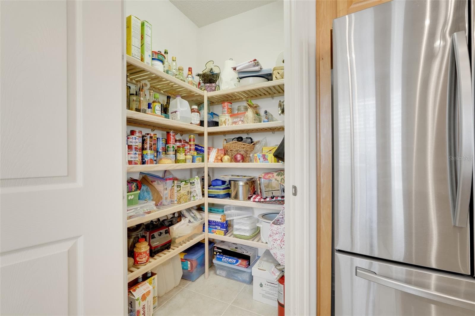 Walk-in Kitchen Pantry - 26206 AVENIDA LAS COLINAS #4A, HOWEY IN THE HILLS