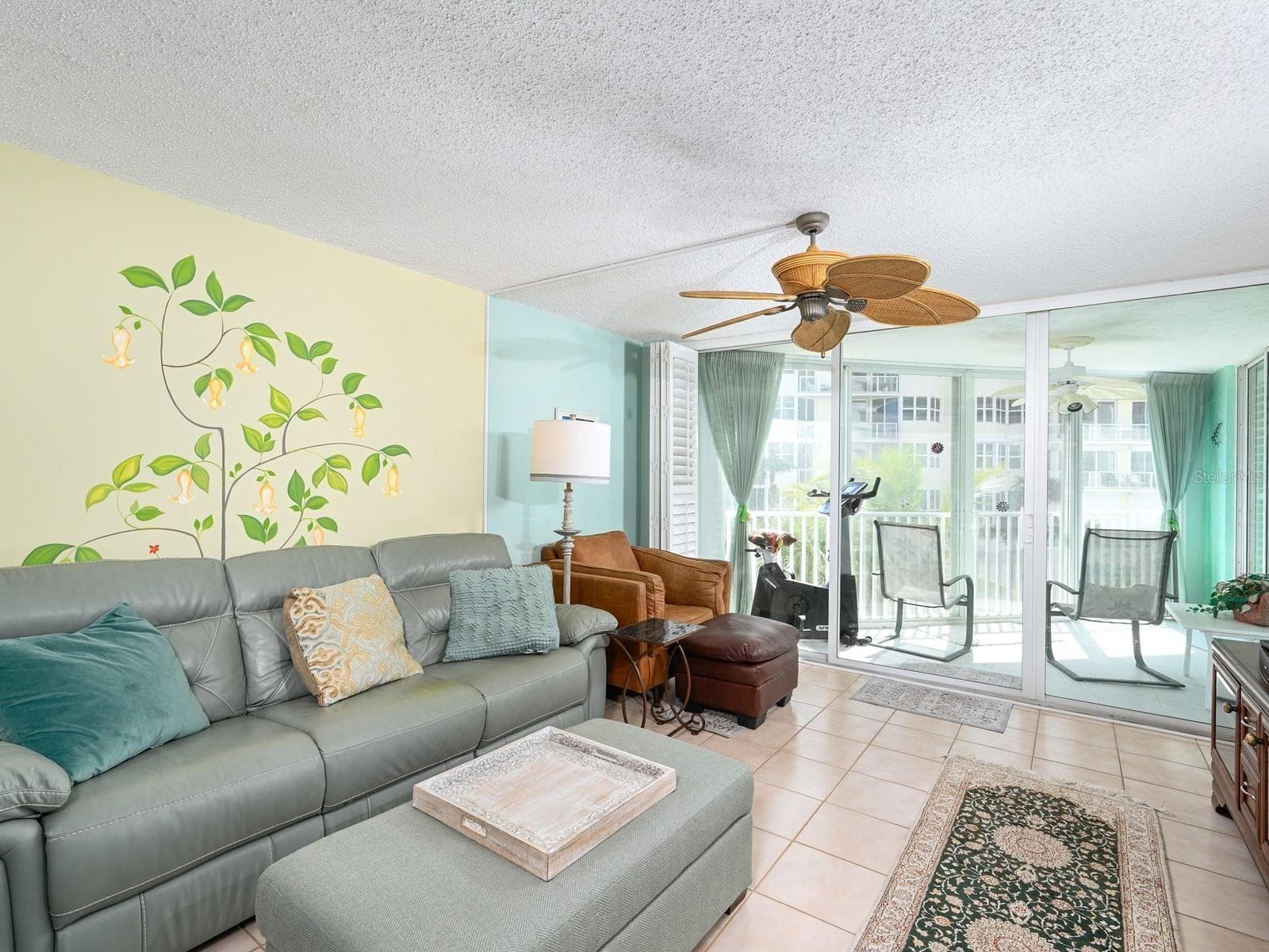 Condominium at 1770 BENJAMIN FRANKLIN DR #206, SARASOTA, photo 16 of 100
