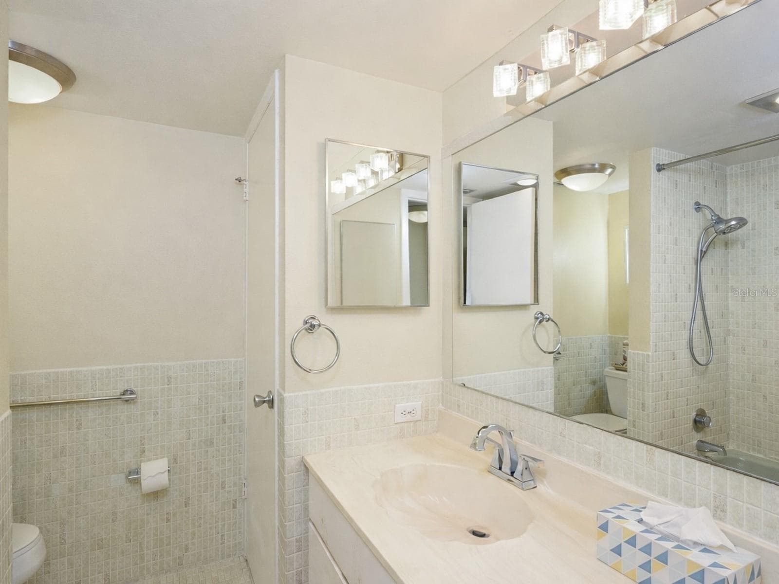 Virtually Enhanced Photo - 1770 BENJAMIN FRANKLIN DR #206, SARASOTA