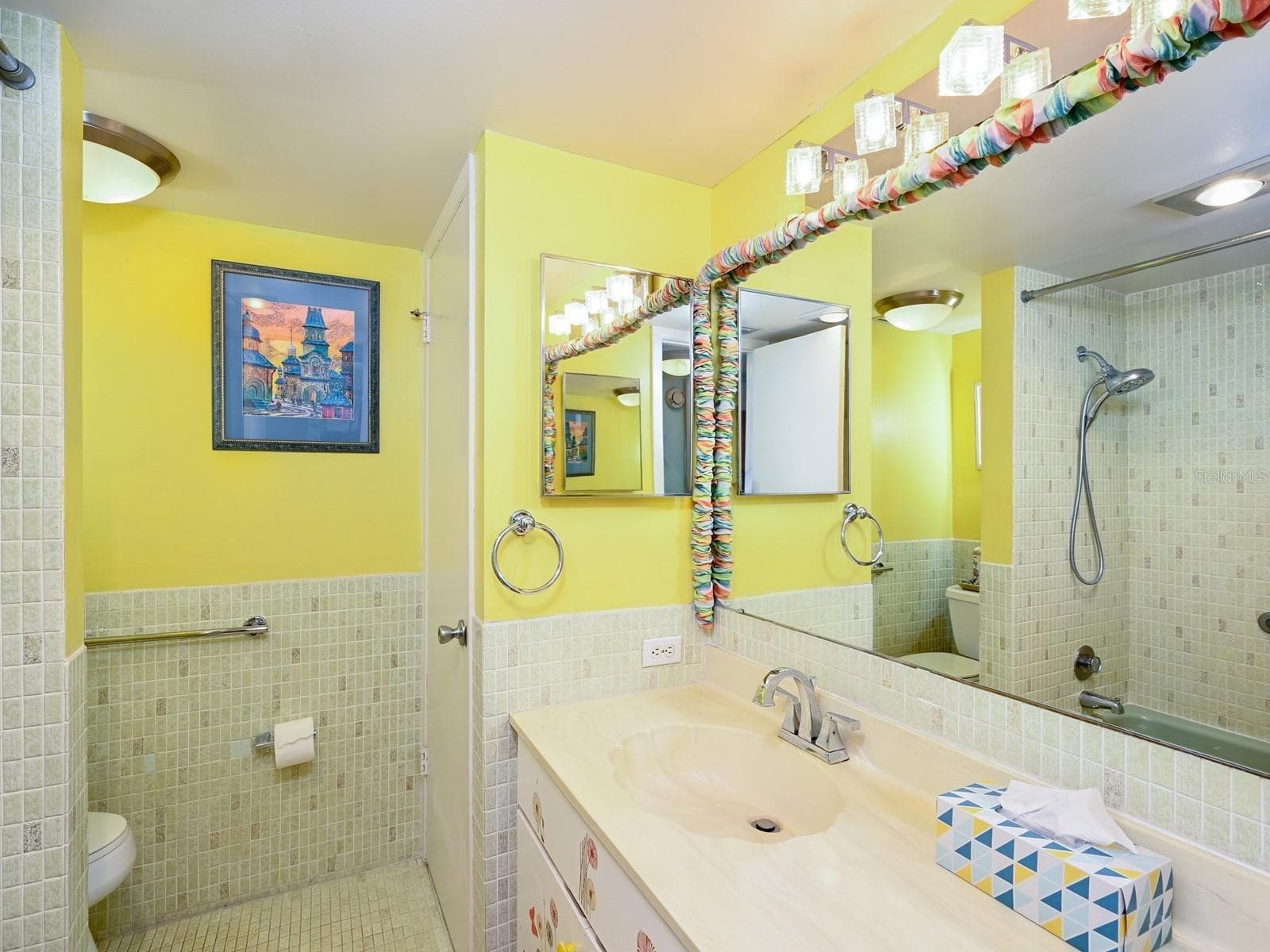 Condominium at 1770 BENJAMIN FRANKLIN DR #206, SARASOTA, photo 24 of 100
