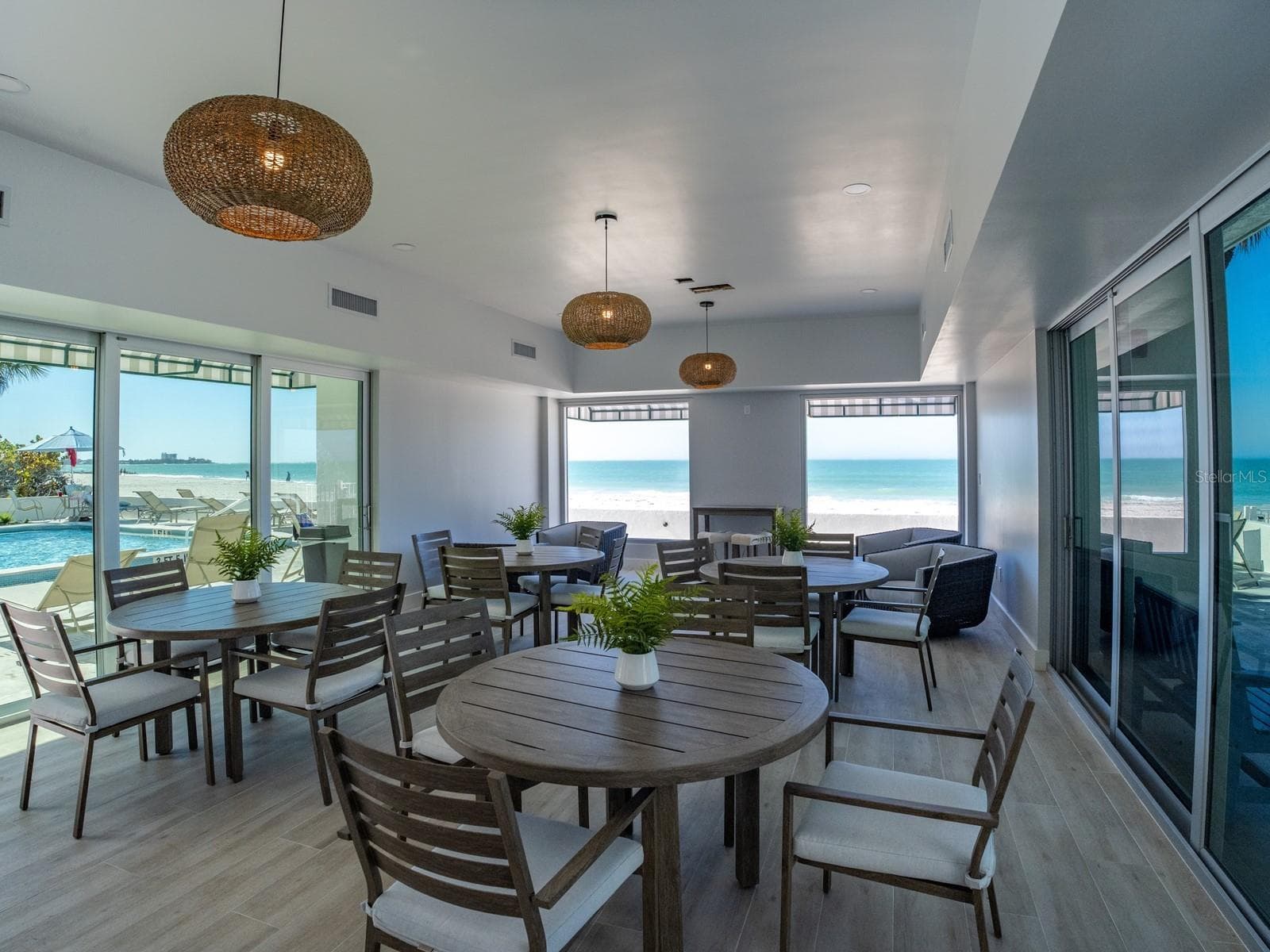 Condominium at 1770 BENJAMIN FRANKLIN DR #206, SARASOTA, photo 40 of 100