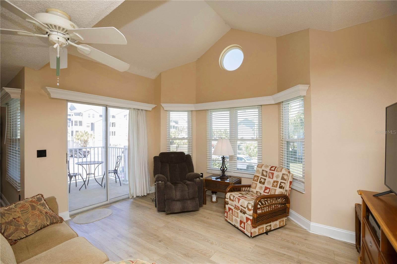 Condominium at 5712 BISCAYNE CT #101, NEW PORT RICHEY, photo 4 of 52
