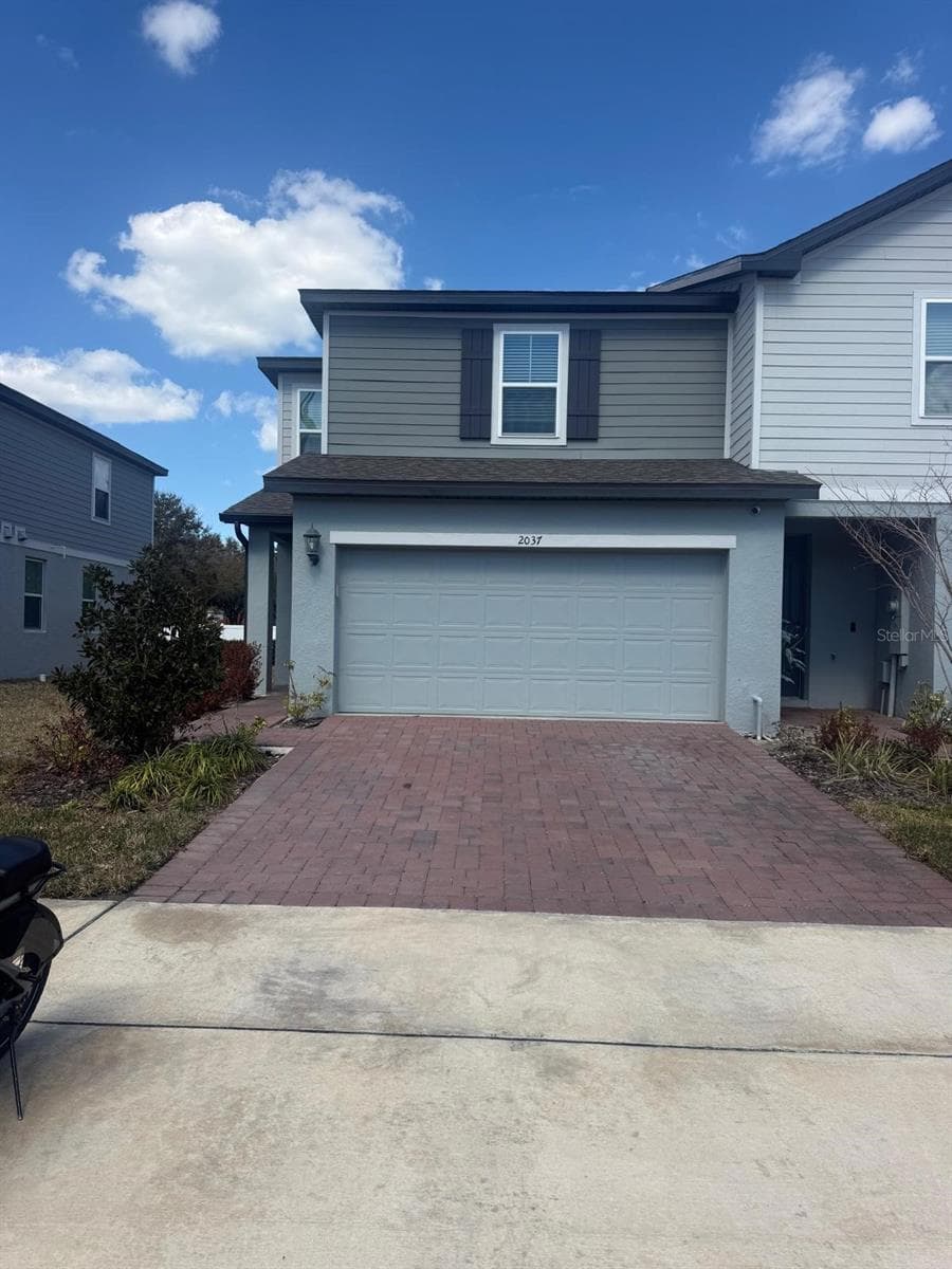 2037 CRAPE JASMINE LN
