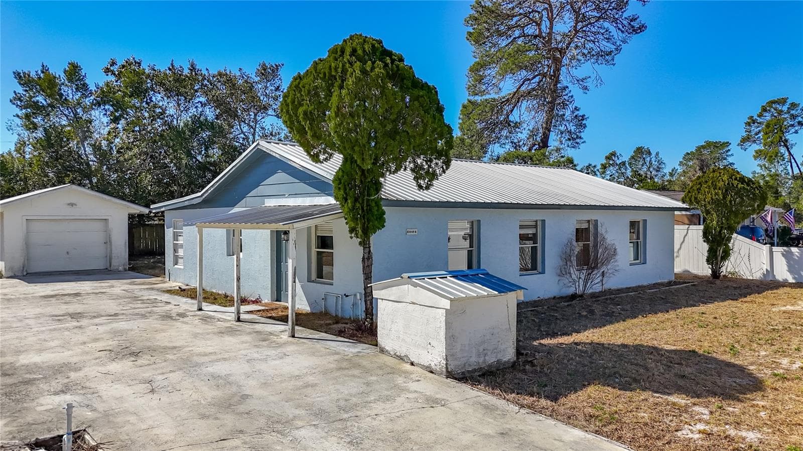 Single Family Residence at 12832 MOUNTAIN RD, NEW PORT RICHEY, photo 13 of 59