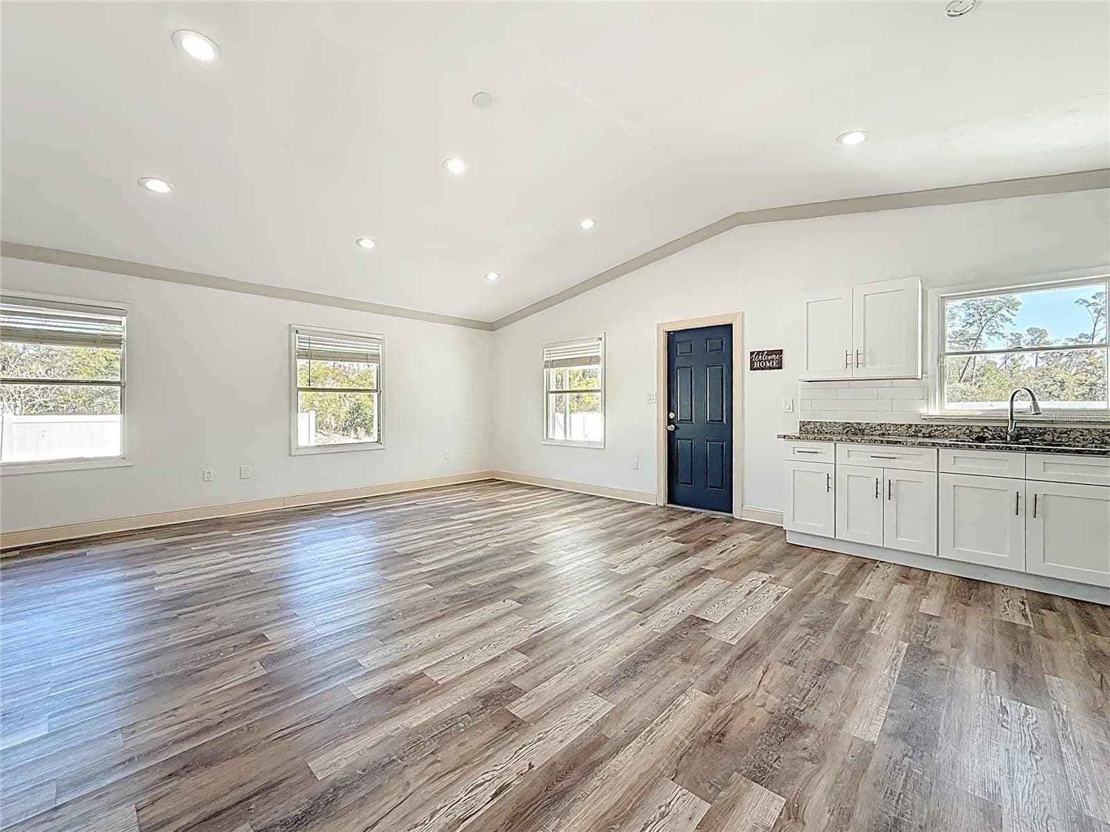 Single Family Residence at 12832 MOUNTAIN RD, NEW PORT RICHEY, photo 25 of 59