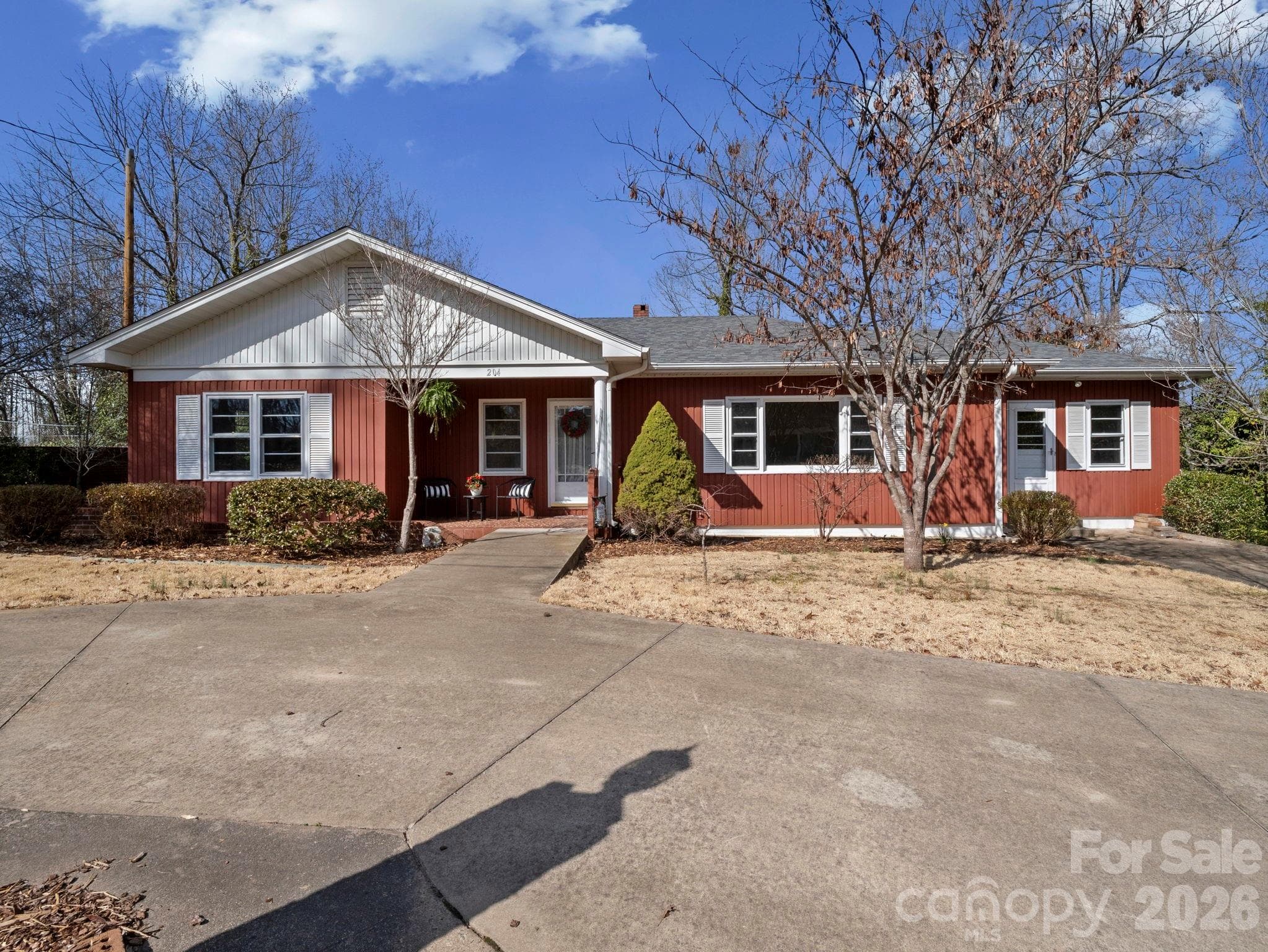 Single Family Residence at Rutherfordton, photo 2 of 34