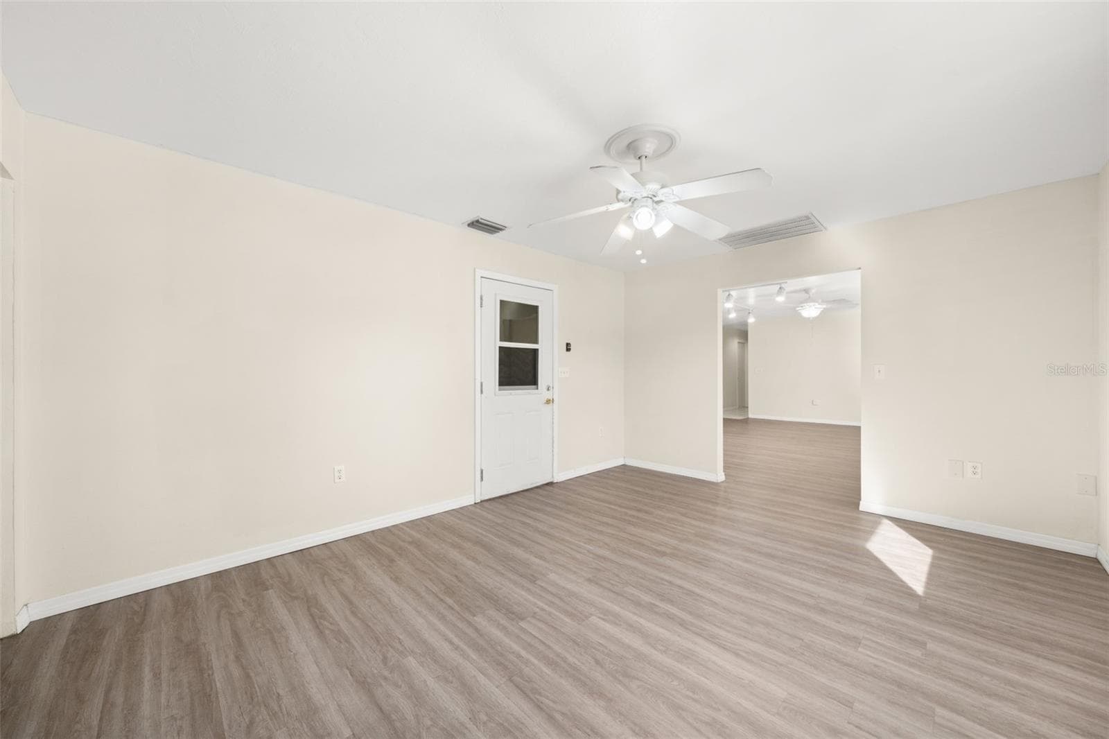 Single Family Residence at 1273 WOODBURY AVE, SEBRING, photo 9 of 50