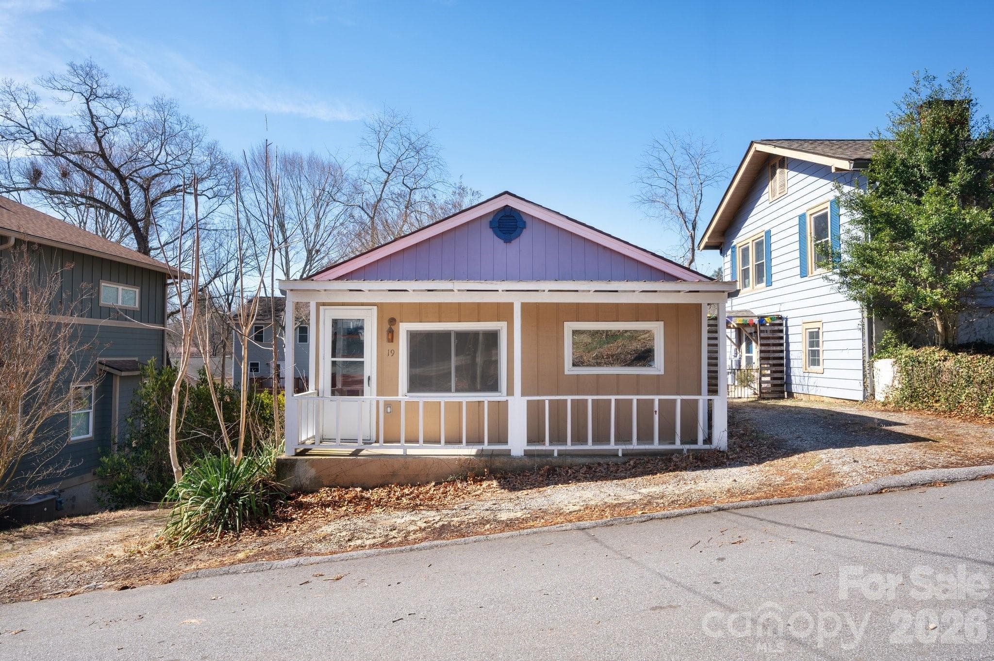 19 Hubbard Ave - Asheville