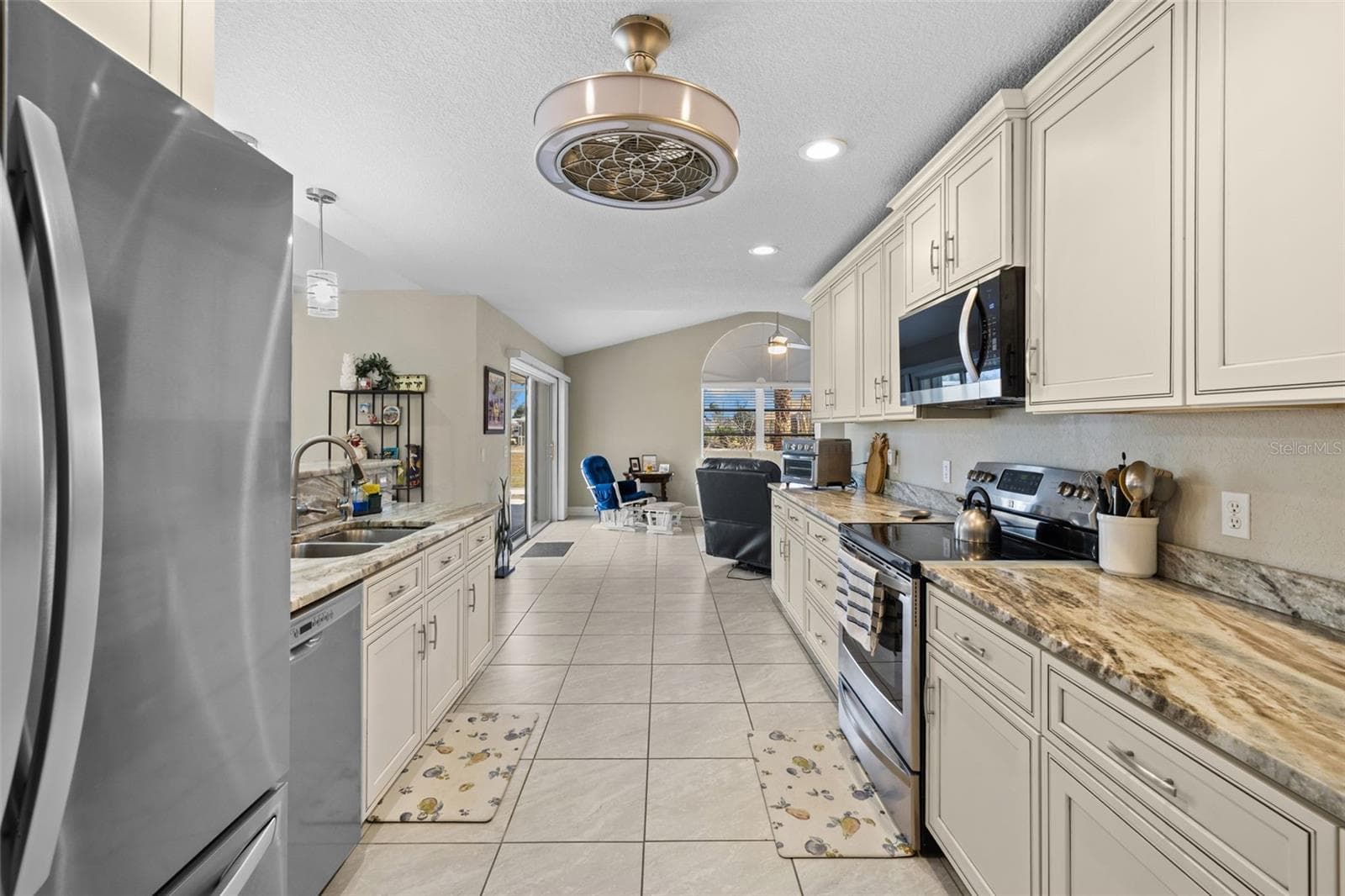 Single Family Residence at 26549 VALPARAISO DR, PUNTA GORDA, photo 12 of 38