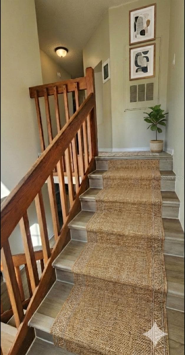 Stairs - 6050 SCOTCHWOOD GLN #105, ORLANDO