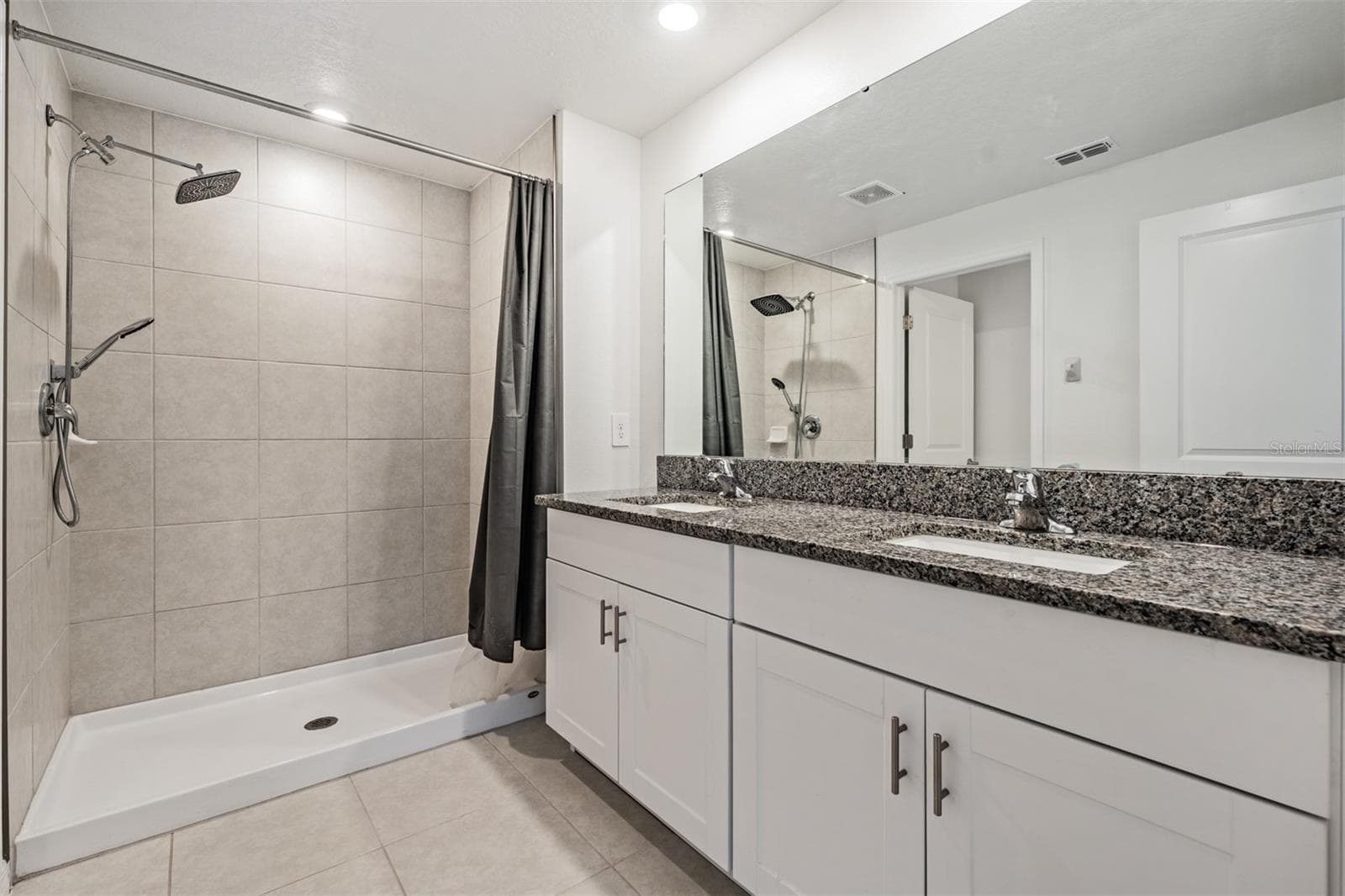 Townhouse at 4607 TUSCAN LOON DR, TAMPA, photo 27 of 50