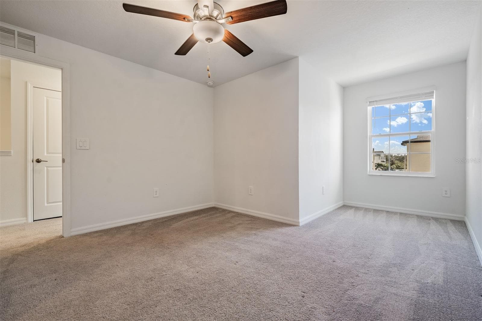 Townhouse at 4607 TUSCAN LOON DR, TAMPA, photo 31 of 50