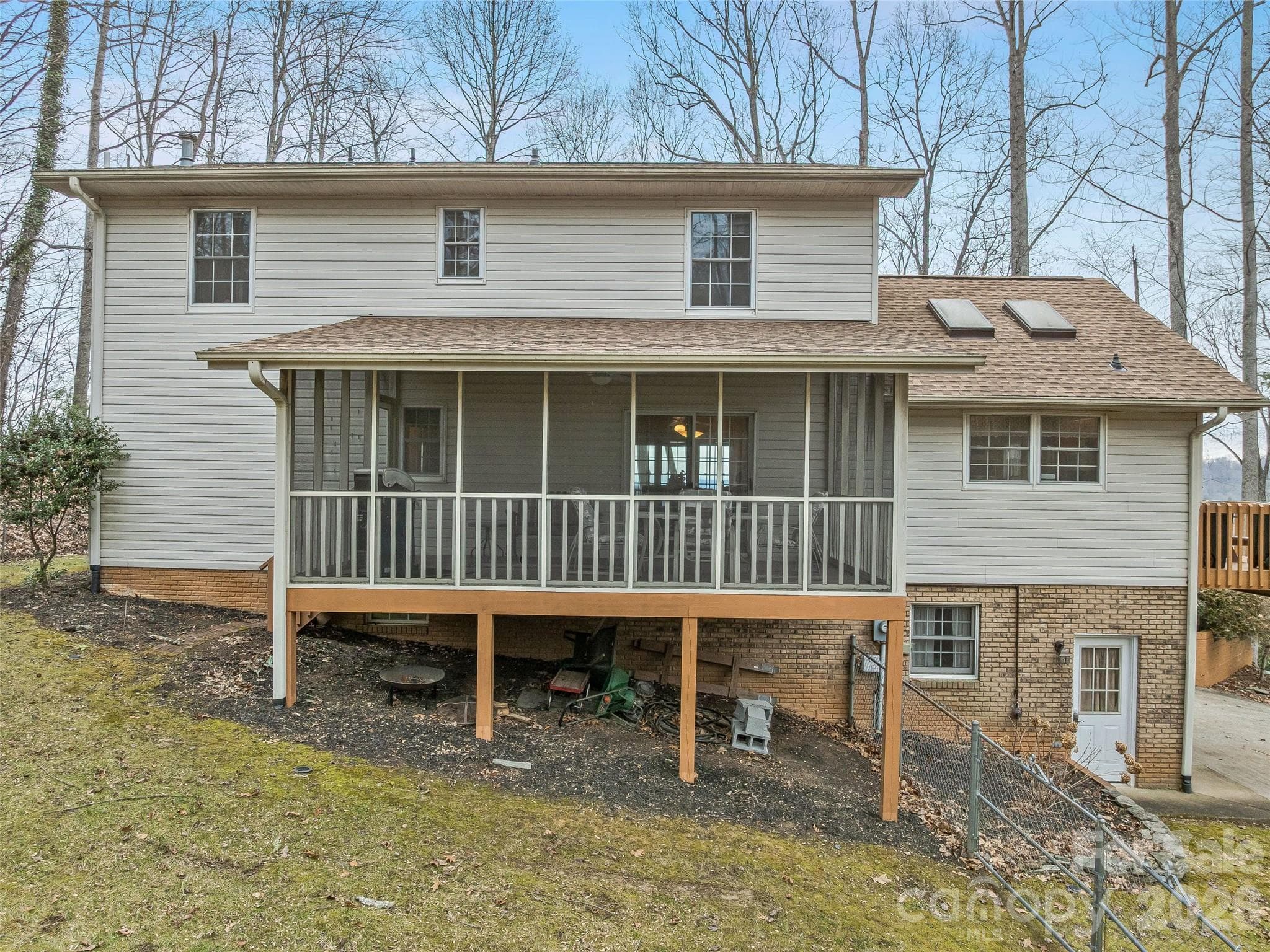 Single Family Residence at 24 Abbey Lane, Hendersonville, photo 38 of 43