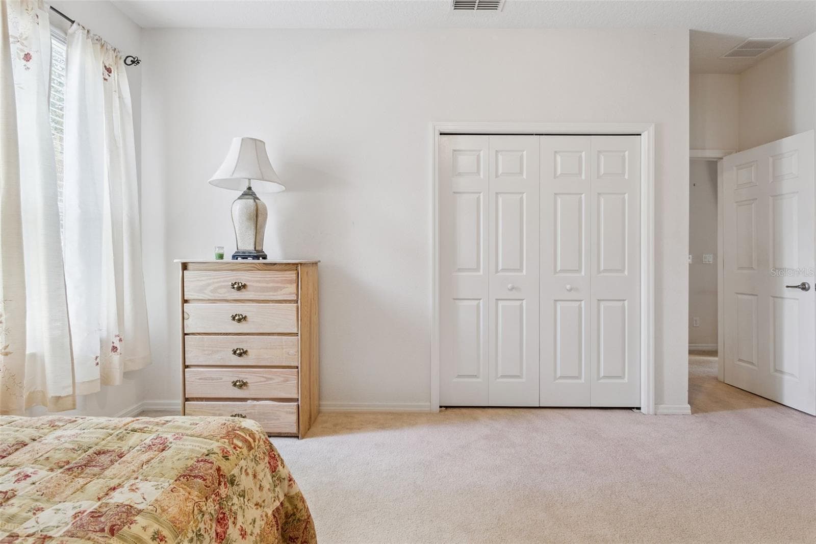 additional wall space for dressers and furniture - 30337 GIDRAN TER, MOUNT DORA