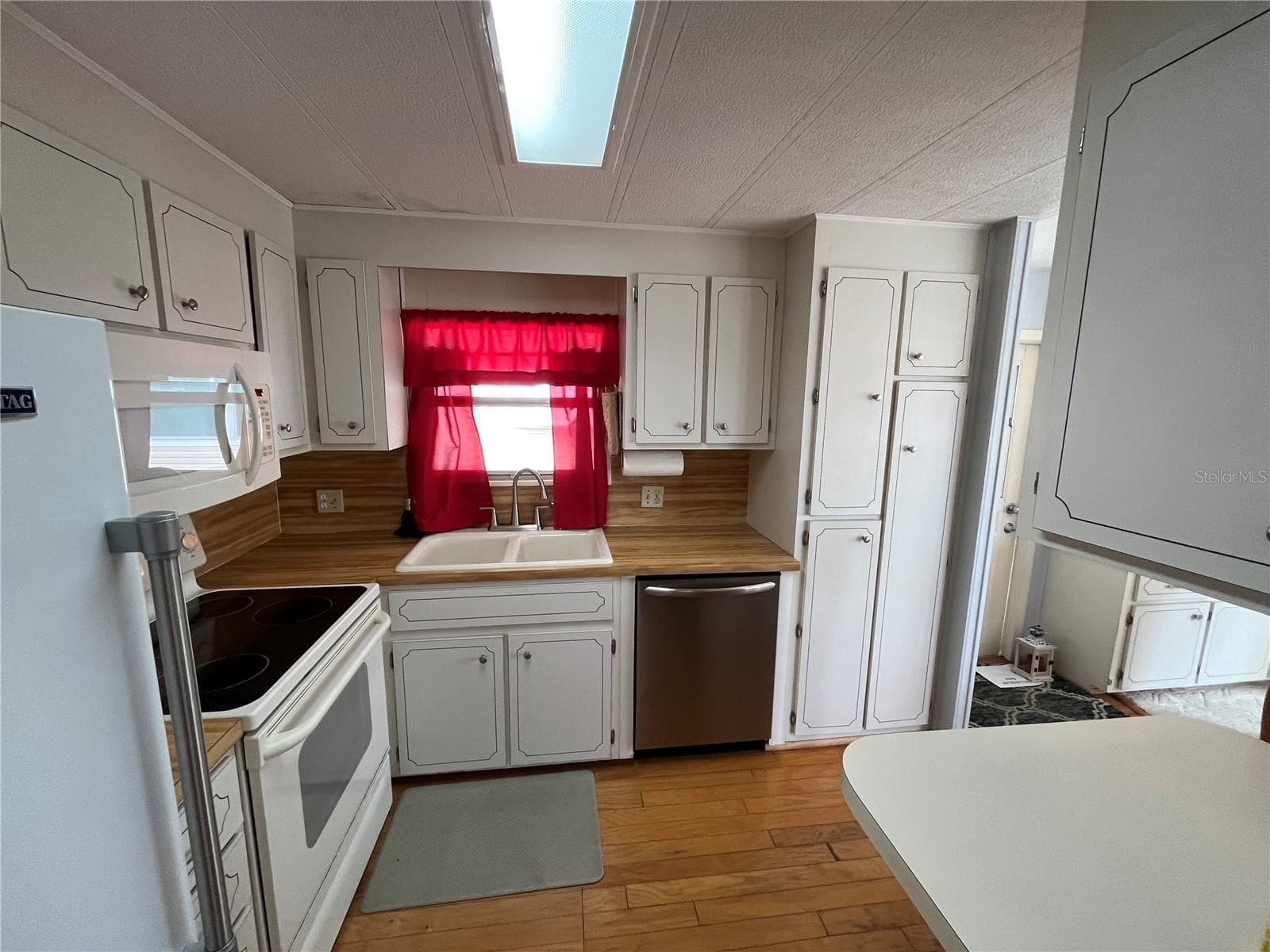Manufactured Home at 873 BAVENO DR, VENICE, photo 22 of 38