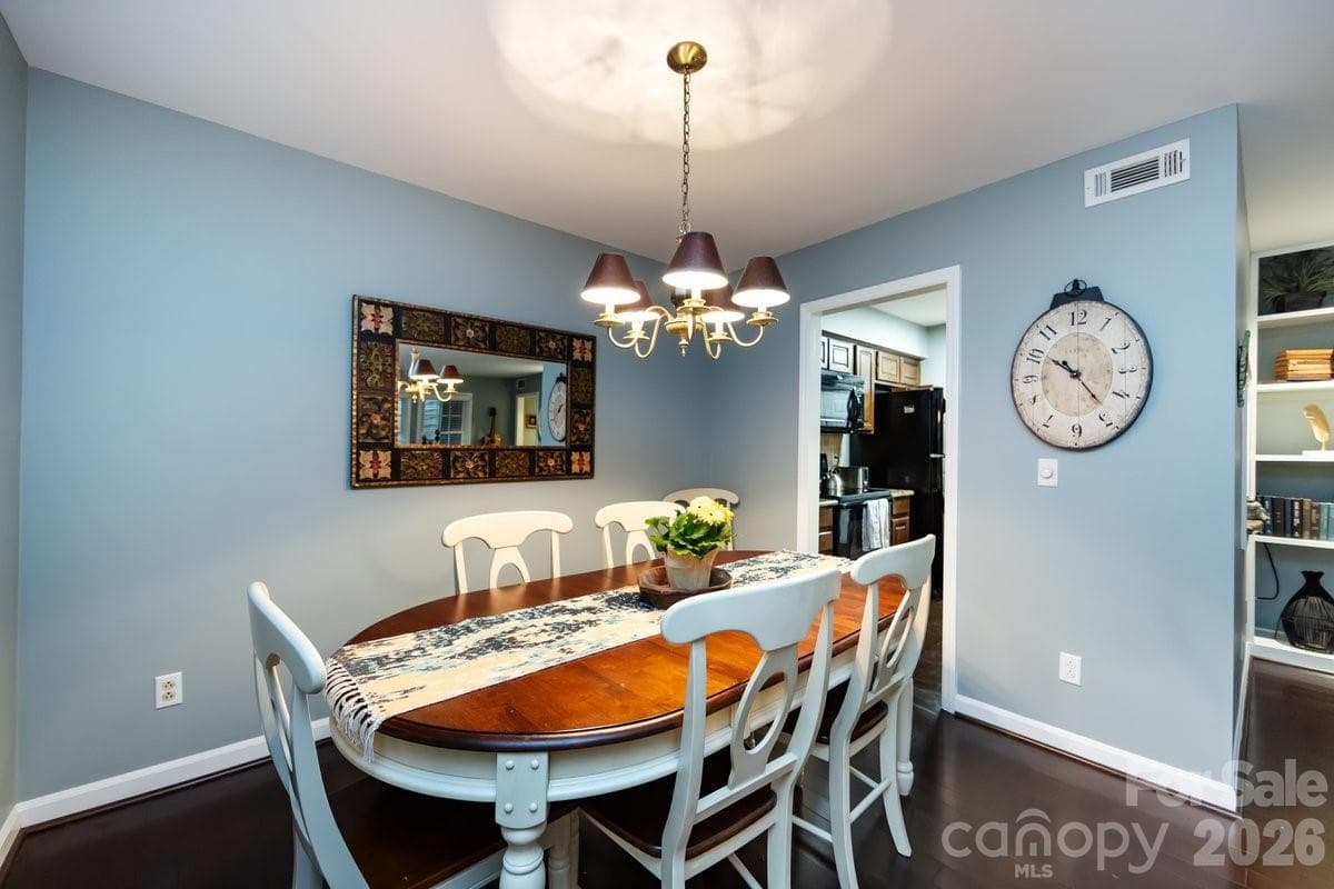Dining Area 3 - Colony Crossing, Charlotte
