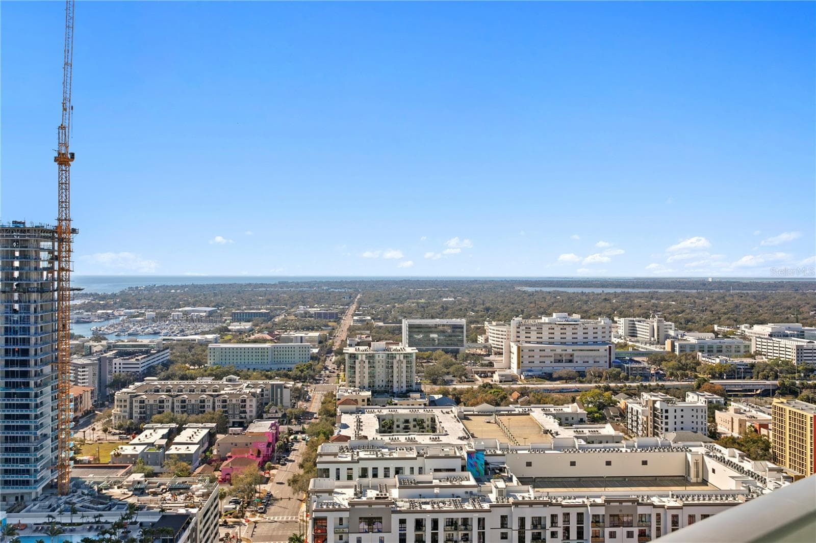 Condominium at 400 CENTRAL AVE #2806, ST PETERSBURG, photo 8 of 96