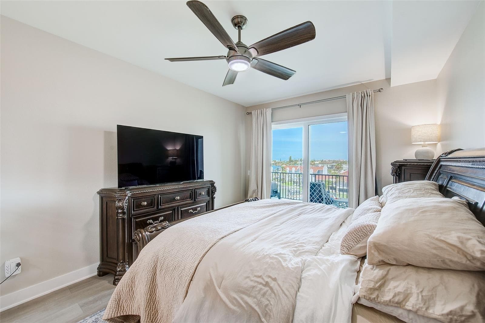 Condominium at 400 150TH AVE #504, MADEIRA BEACH, photo 36 of 60