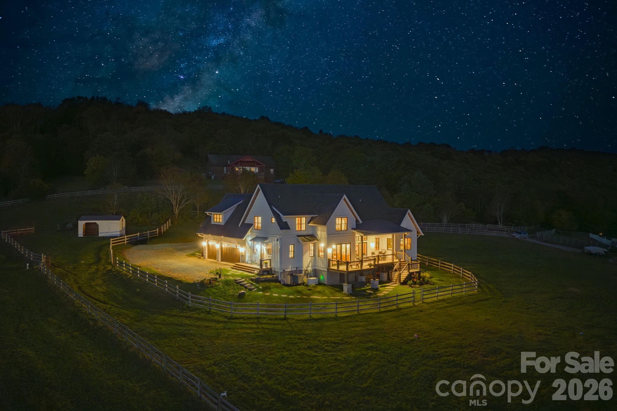 Pastures interconnect and the upper pasture offers its own run-in shelter - 217 Sunrise Vista Lane, Banner Elk