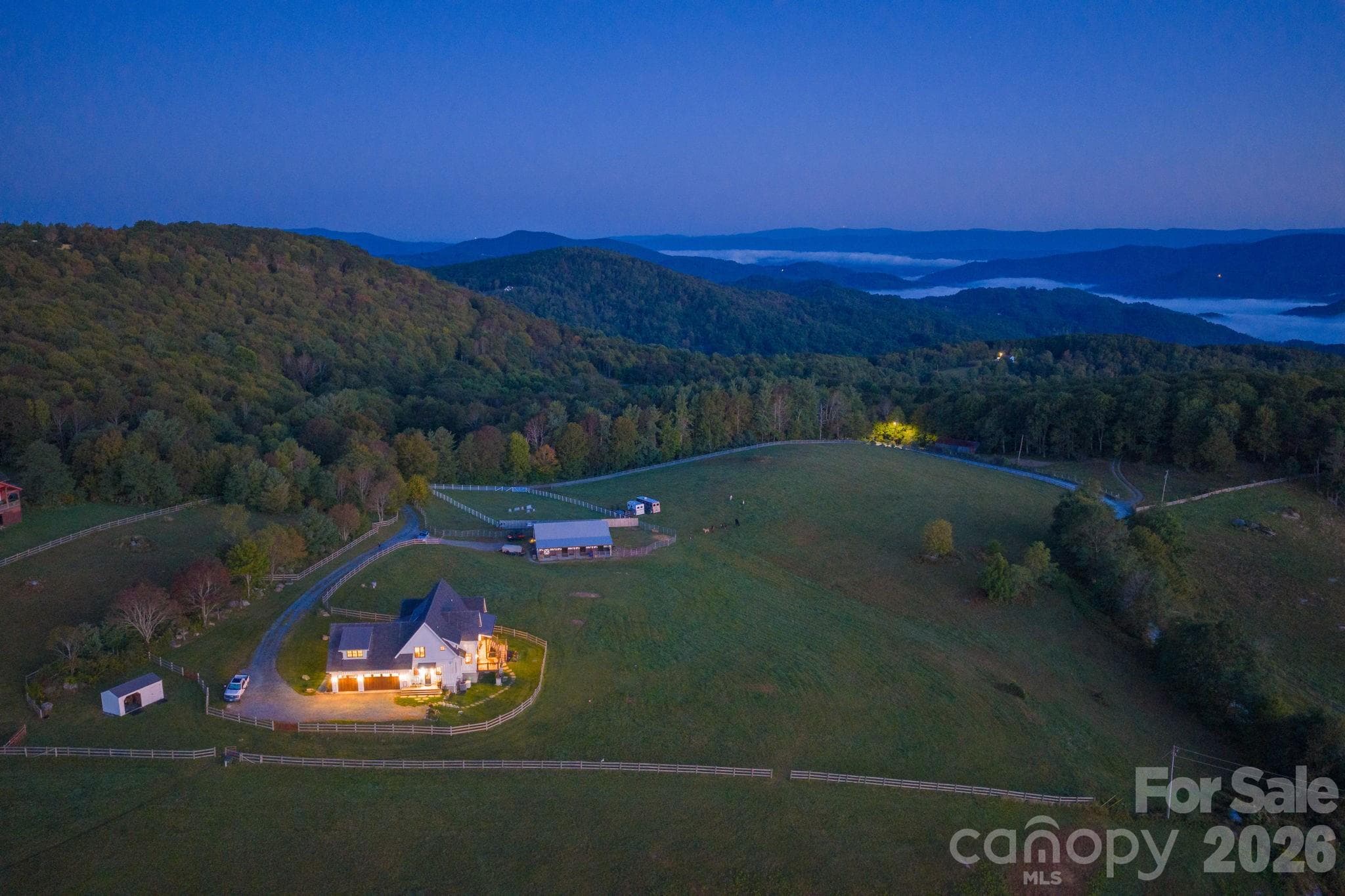 Views of NC, VA & TN Mountains - 217 Sunrise Vista Lane, Banner Elk
