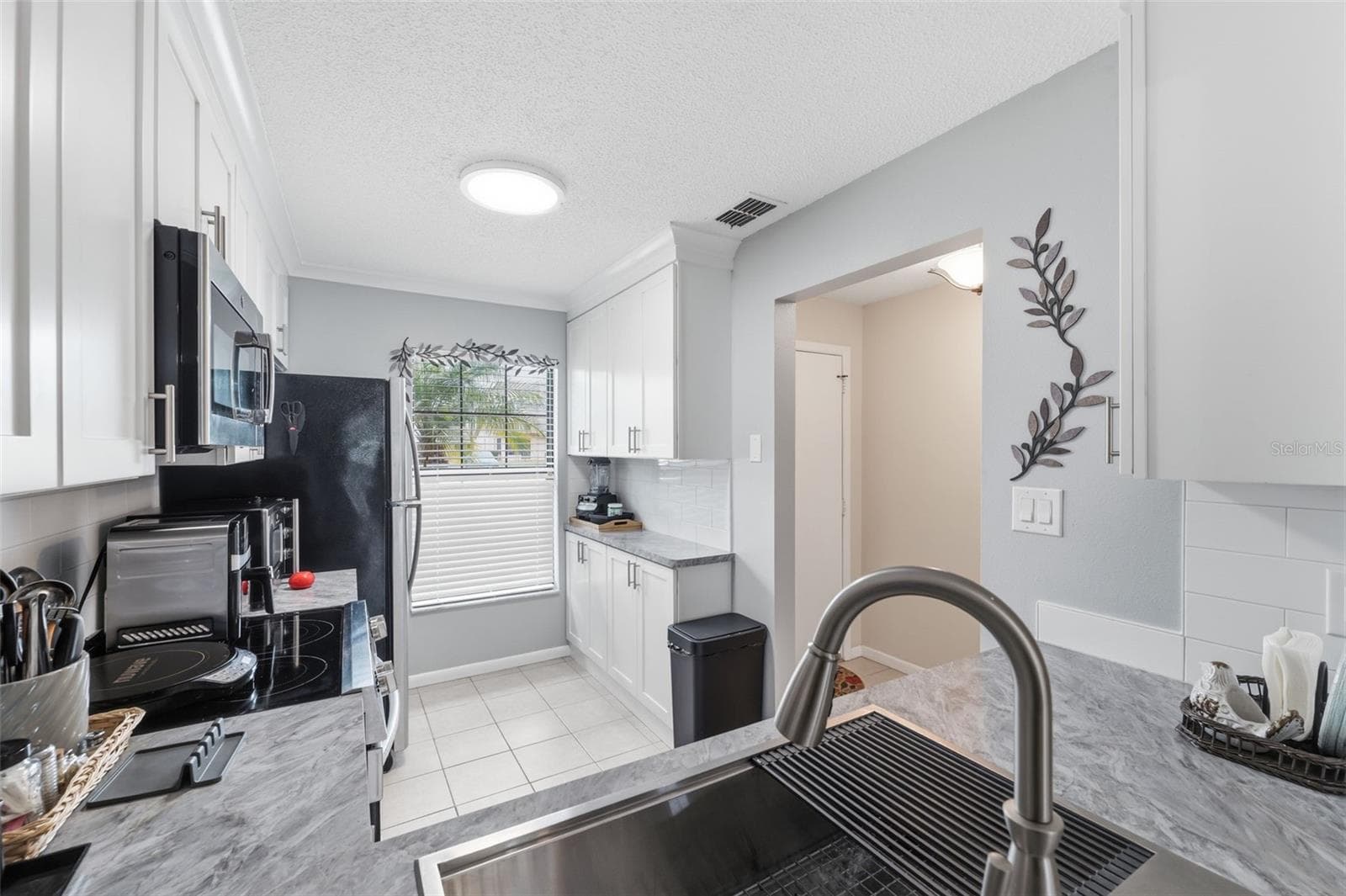 Condominium at 1804 RISING SUN DR #1804, HOLIDAY, photo 12 of 31