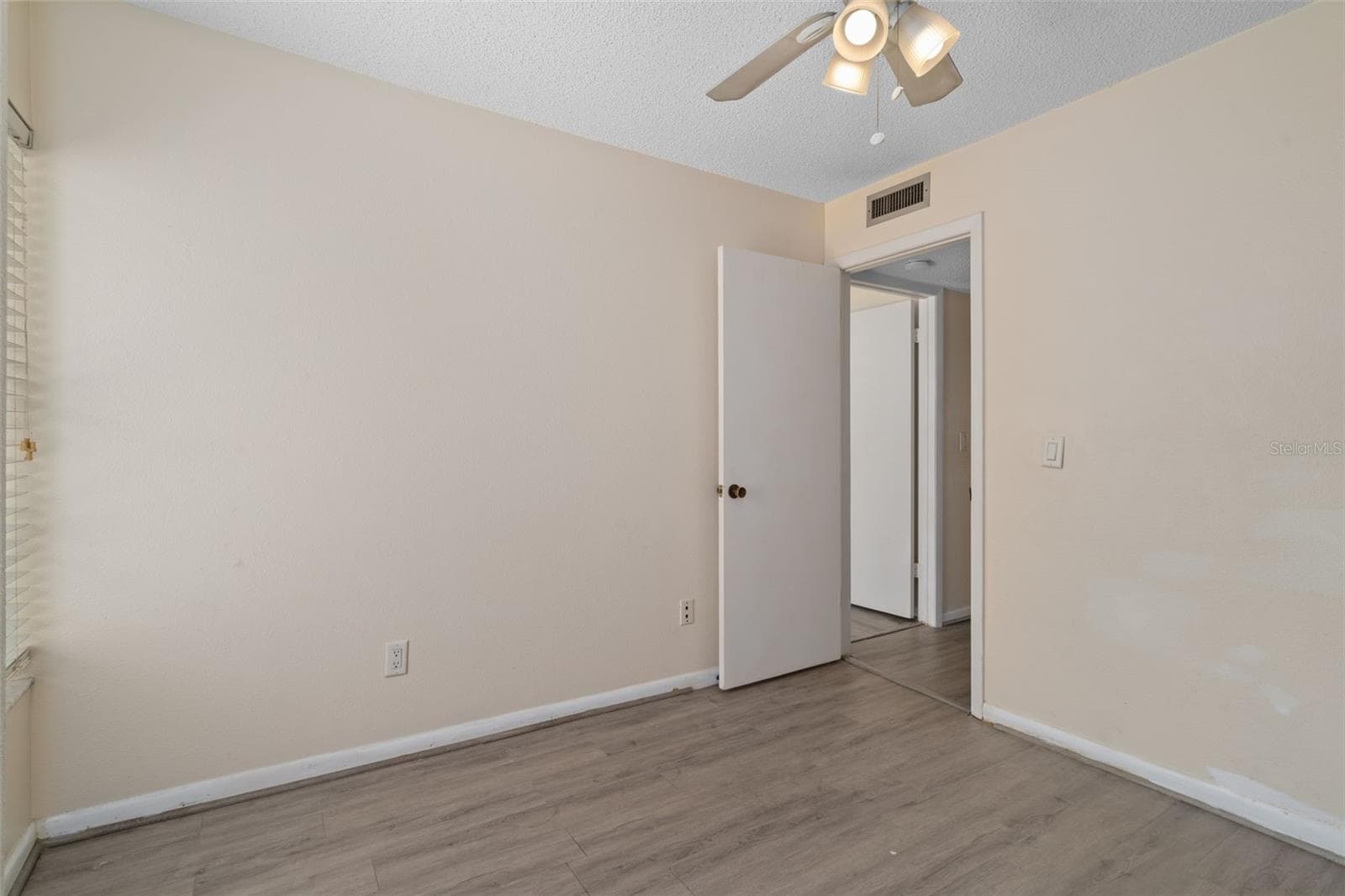 Condominium at 4821 PURITAN CIR #104, TAMPA, photo 27 of 34