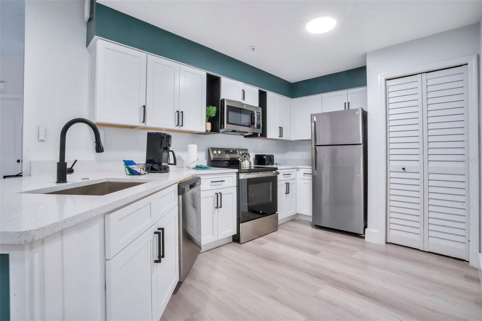 Condo - Hotel at 8763 WORLDQUEST BLVD #5105, ORLANDO, photo 3 of 26