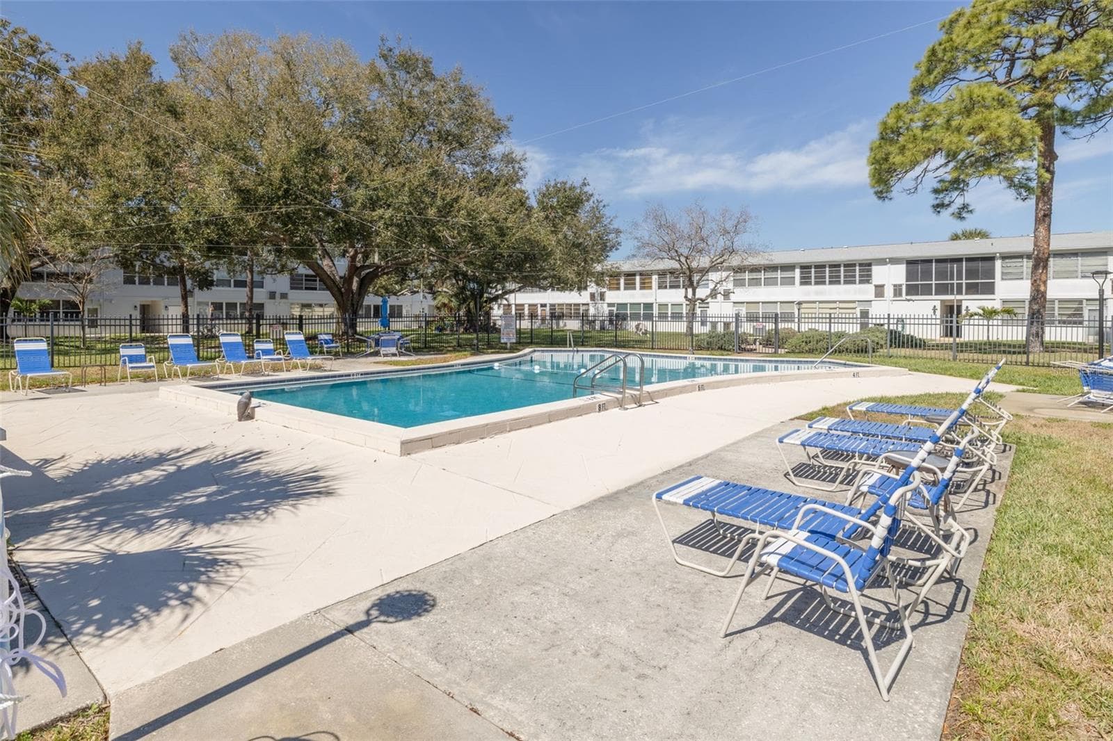 Condominium at 1001 77TH AVE N #112, ST PETERSBURG, photo 22 of 34