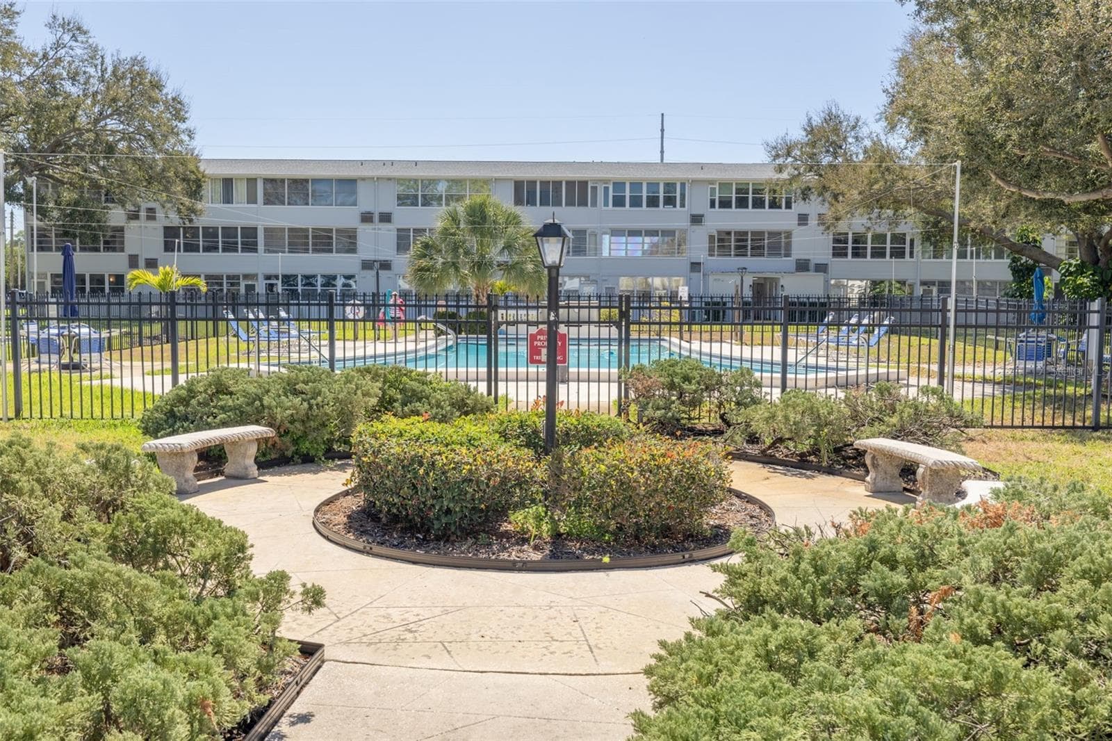 Condominium at 1001 77TH AVE N #112, ST PETERSBURG, photo 24 of 34