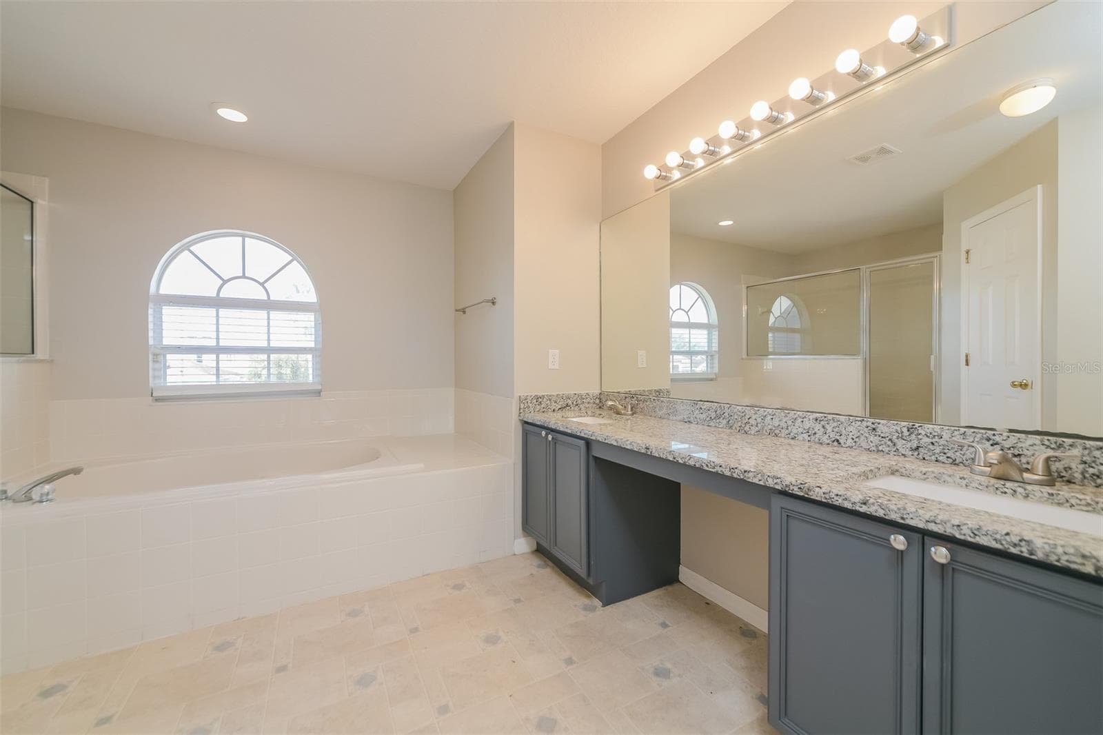Single Family Residence at 4417 CANOPY CT, KISSIMMEE, photo 10 of 22