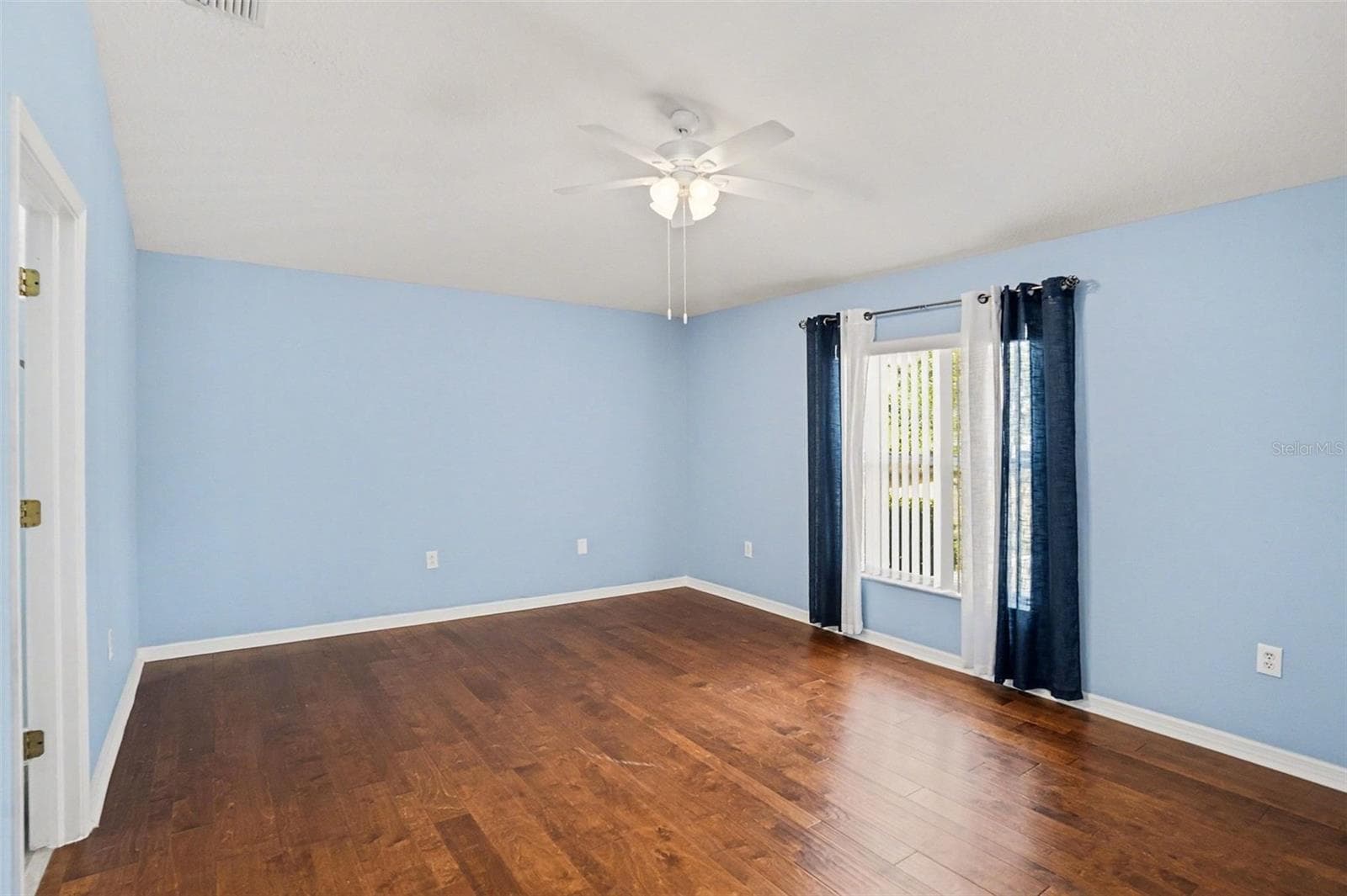 Single Family Residence at 9524 ROLLING CIR, SAN ANTONIO, photo 12 of 33