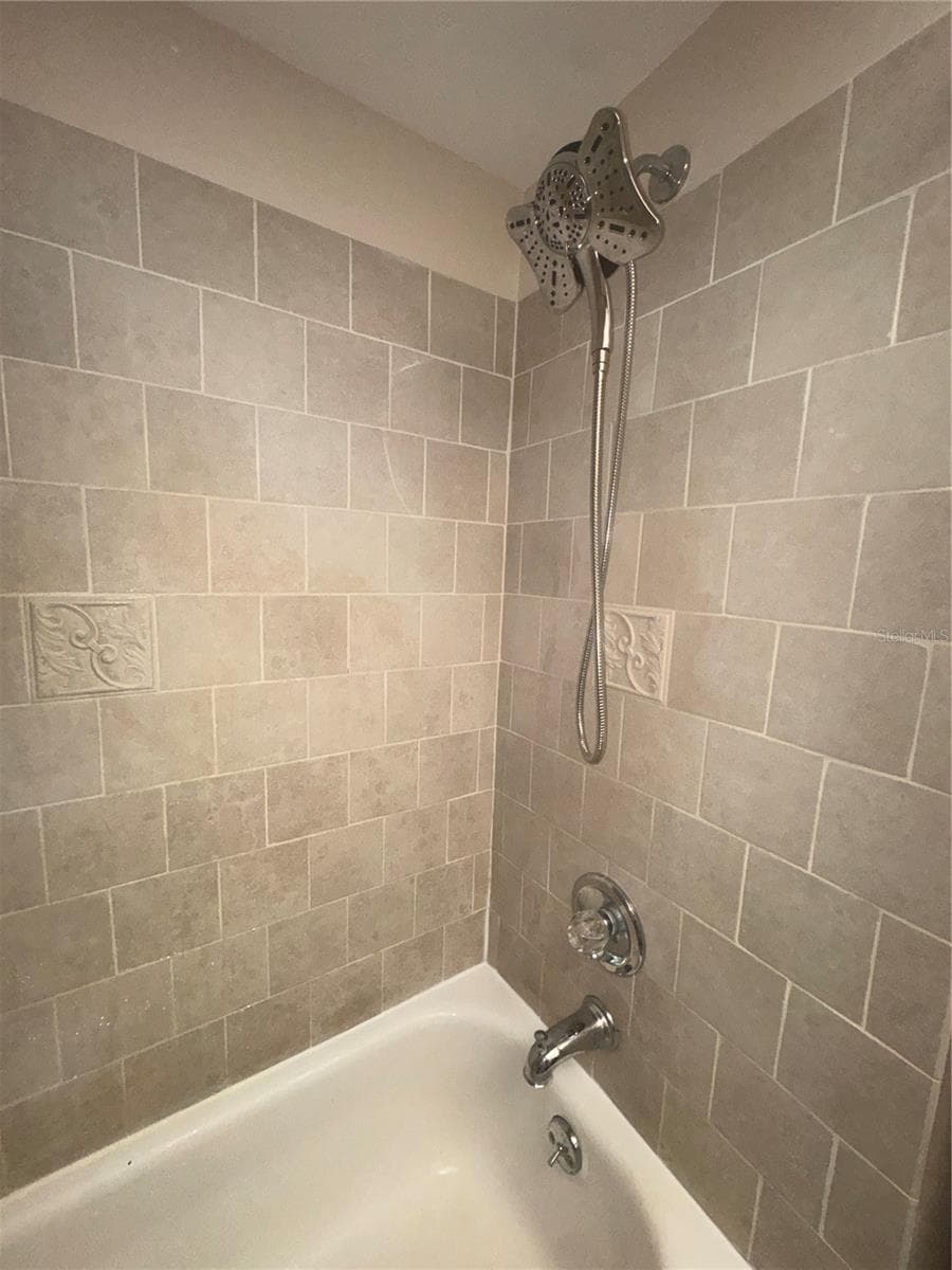 Condominium at 5860 38TH AVE N #29, ST PETERSBURG, photo 20 of 25