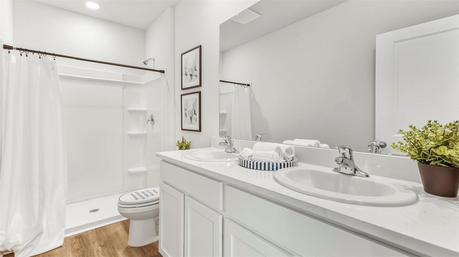 Townhouse at 4040 GOLD DUST LN, SARASOTA, photo 12 of 18