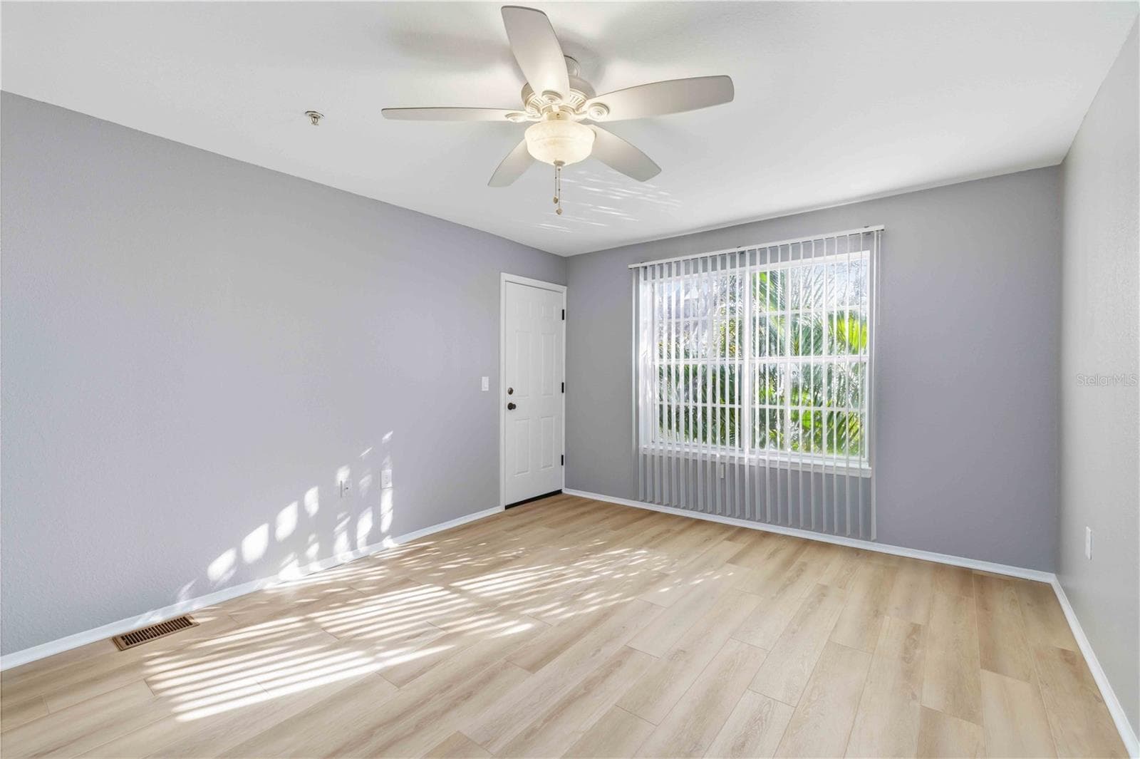 Condominium at 850 S TAMIAMI TRL #630, SARASOTA, photo 19 of 42