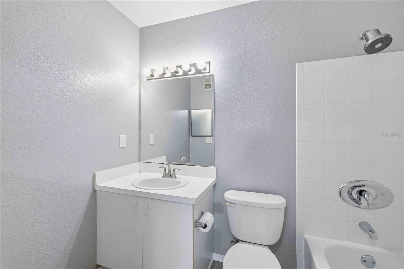 Condominium at 850 S TAMIAMI TRL #630, SARASOTA, photo 25 of 42