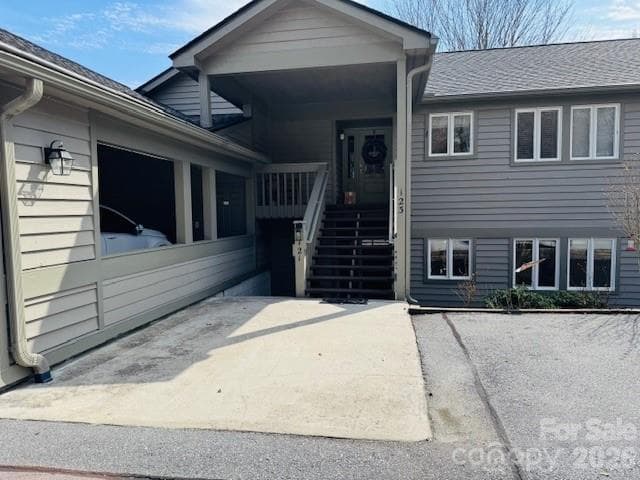 Condominium at 121 Burning Tree Lane, Flat Rock, photo 2 of 44