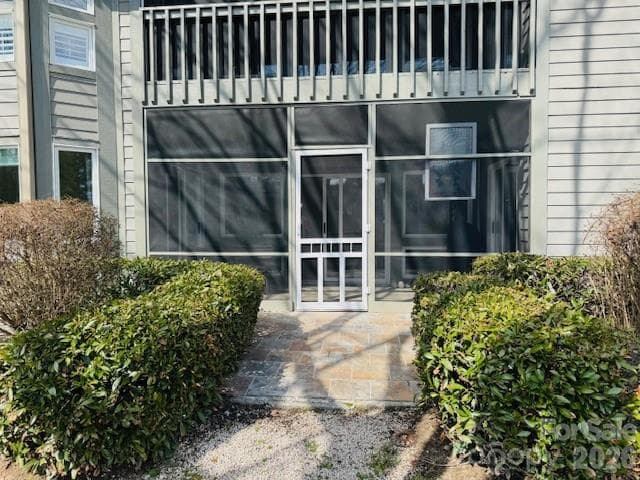 Condominium at 121 Burning Tree Lane, Flat Rock, photo 31 of 44