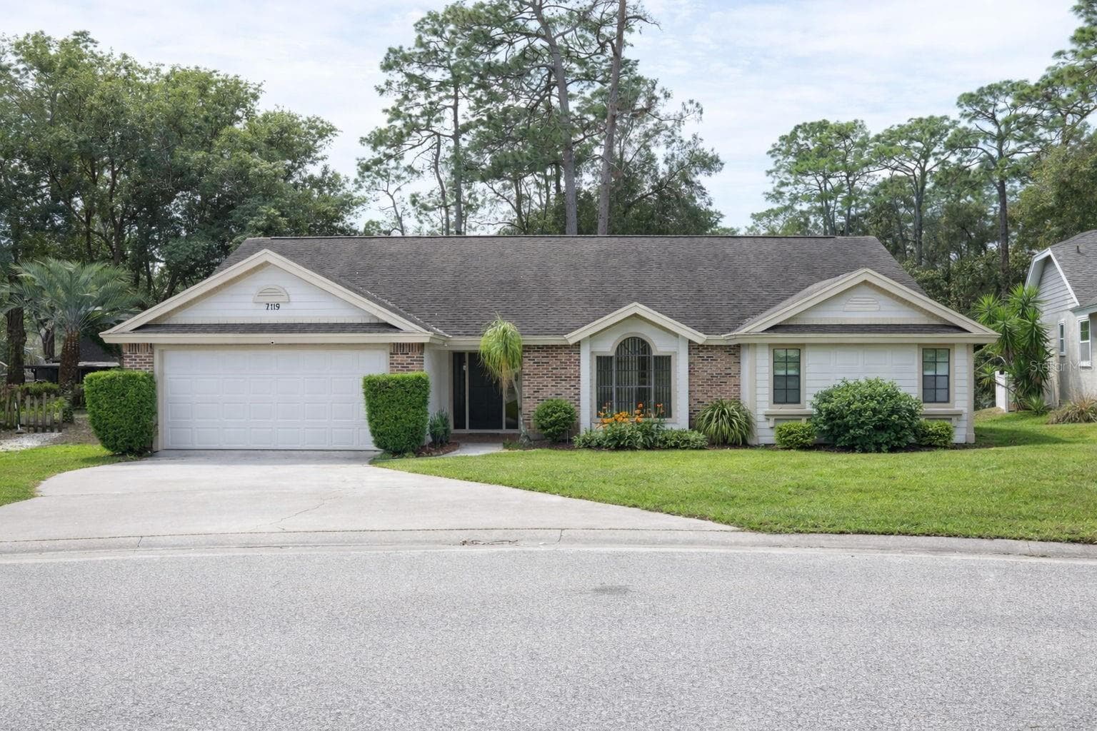 WOODLAND TERRACE AT COUNTRY CREEK