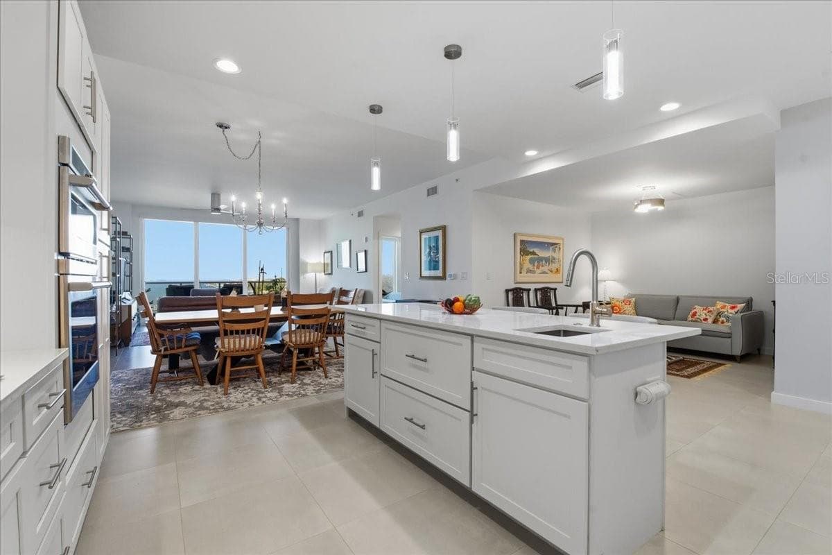 Condominium at 920 N OSCEOLA AVE #702, CLEARWATER, photo 16 of 40