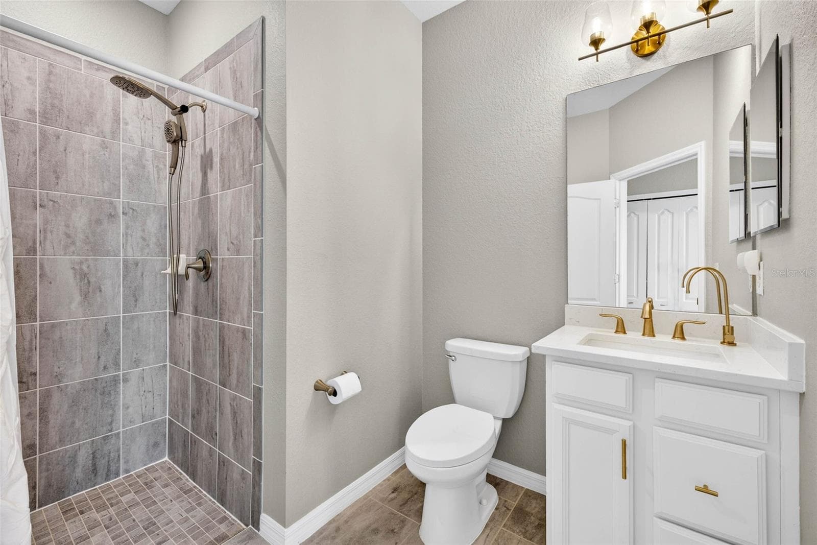 Single Family Residence at 710 ACACIA CT, BRADENTON, photo 27 of 70