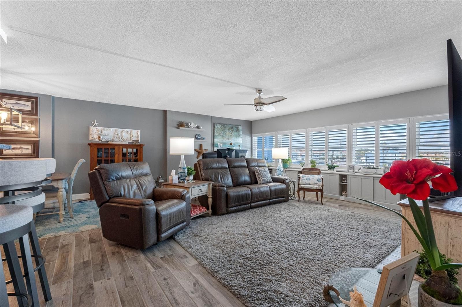 Great Room - 17400 GULF BLVD #I3, REDINGTON SHORES