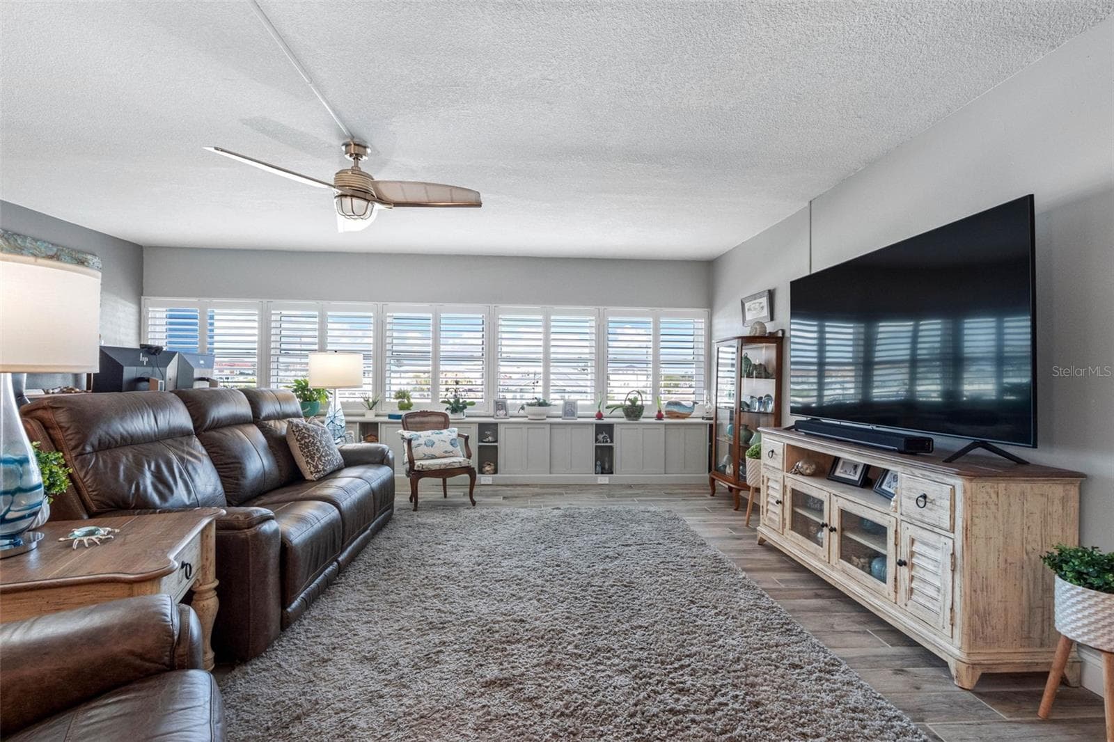 Great Room - 17400 GULF BLVD #I3, REDINGTON SHORES