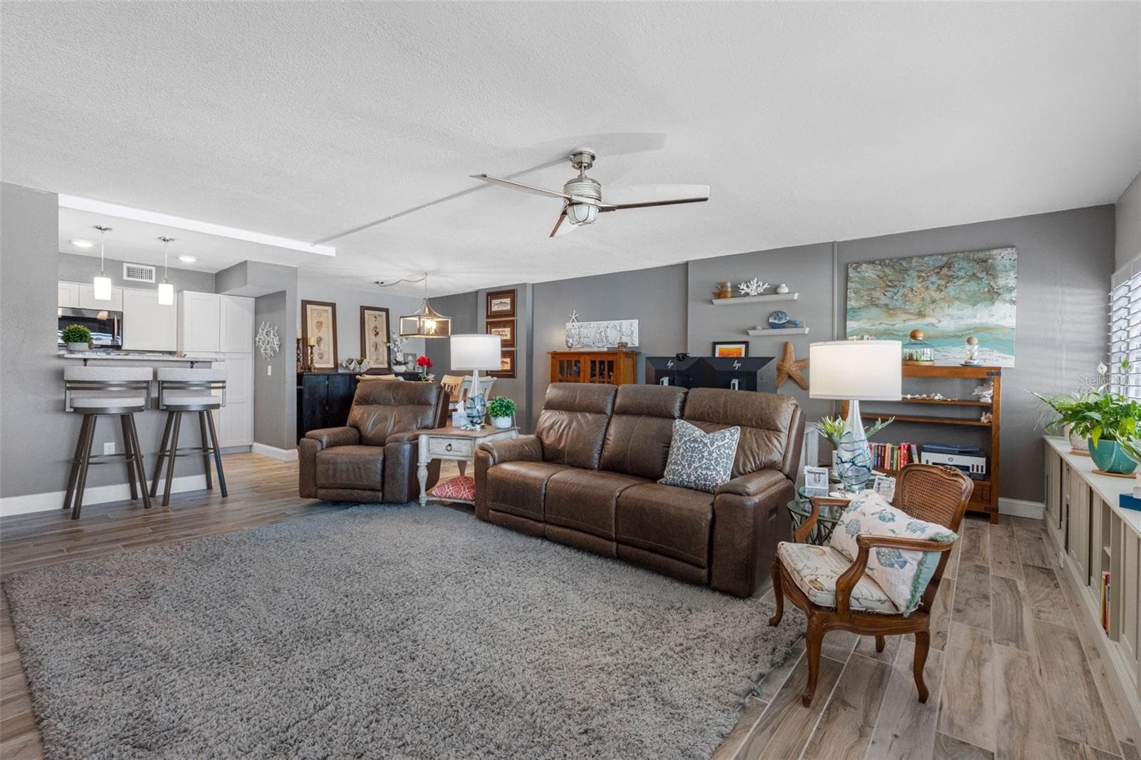 Great Room - 17400 GULF BLVD #I3, REDINGTON SHORES