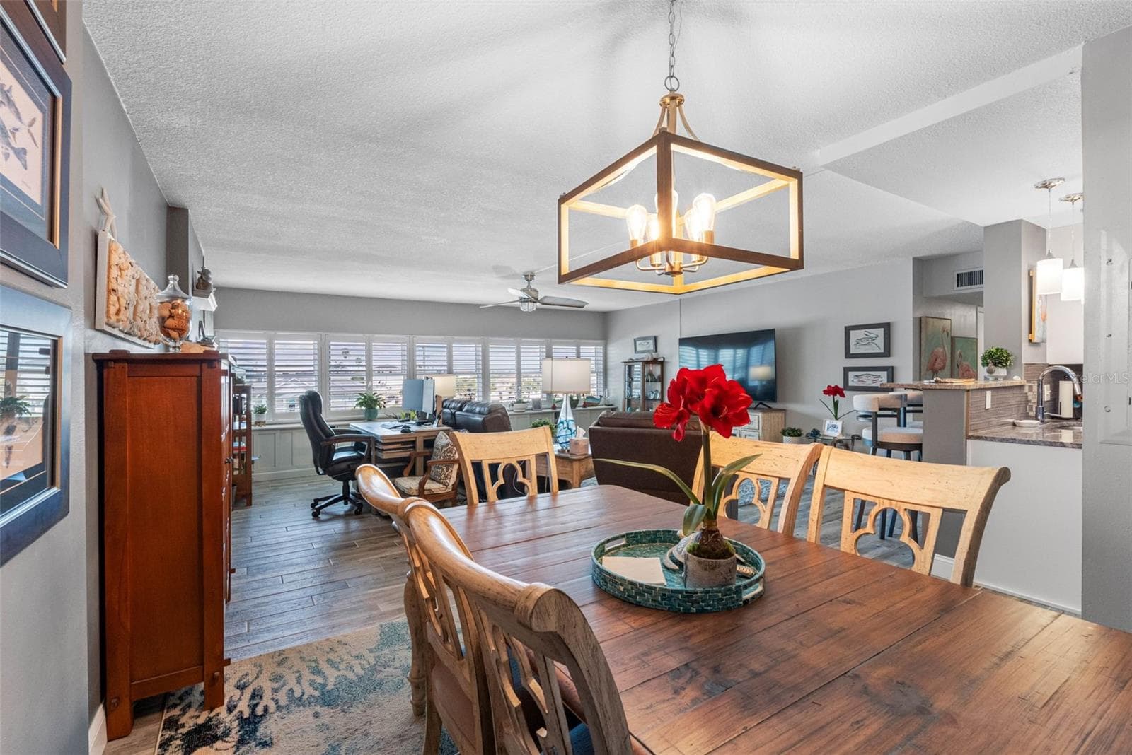 Dining area to Great Room - 17400 GULF BLVD #I3, REDINGTON SHORES